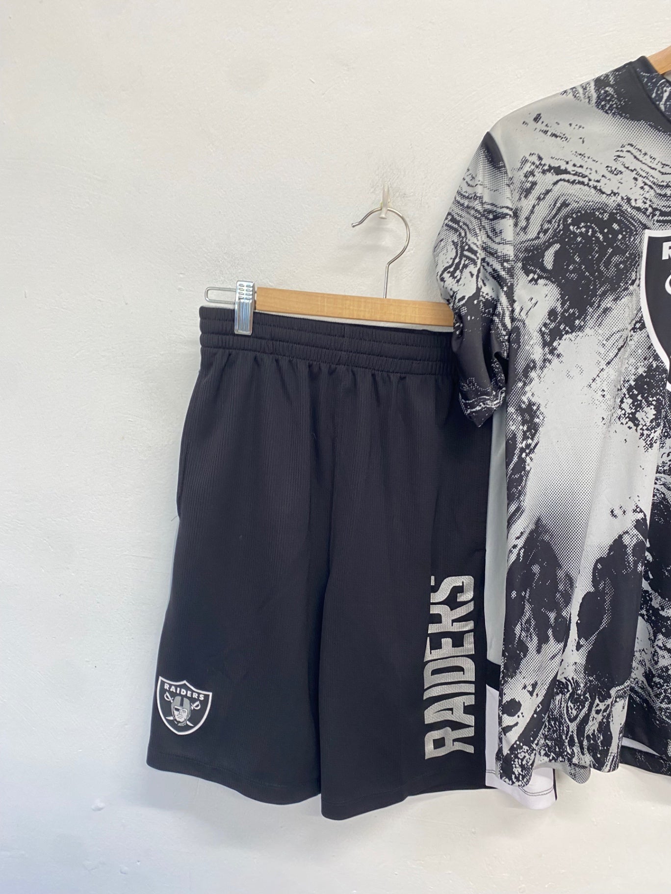 Classic NFL Team Apparel raiders Coord Age 13-15 Black grey NC570 