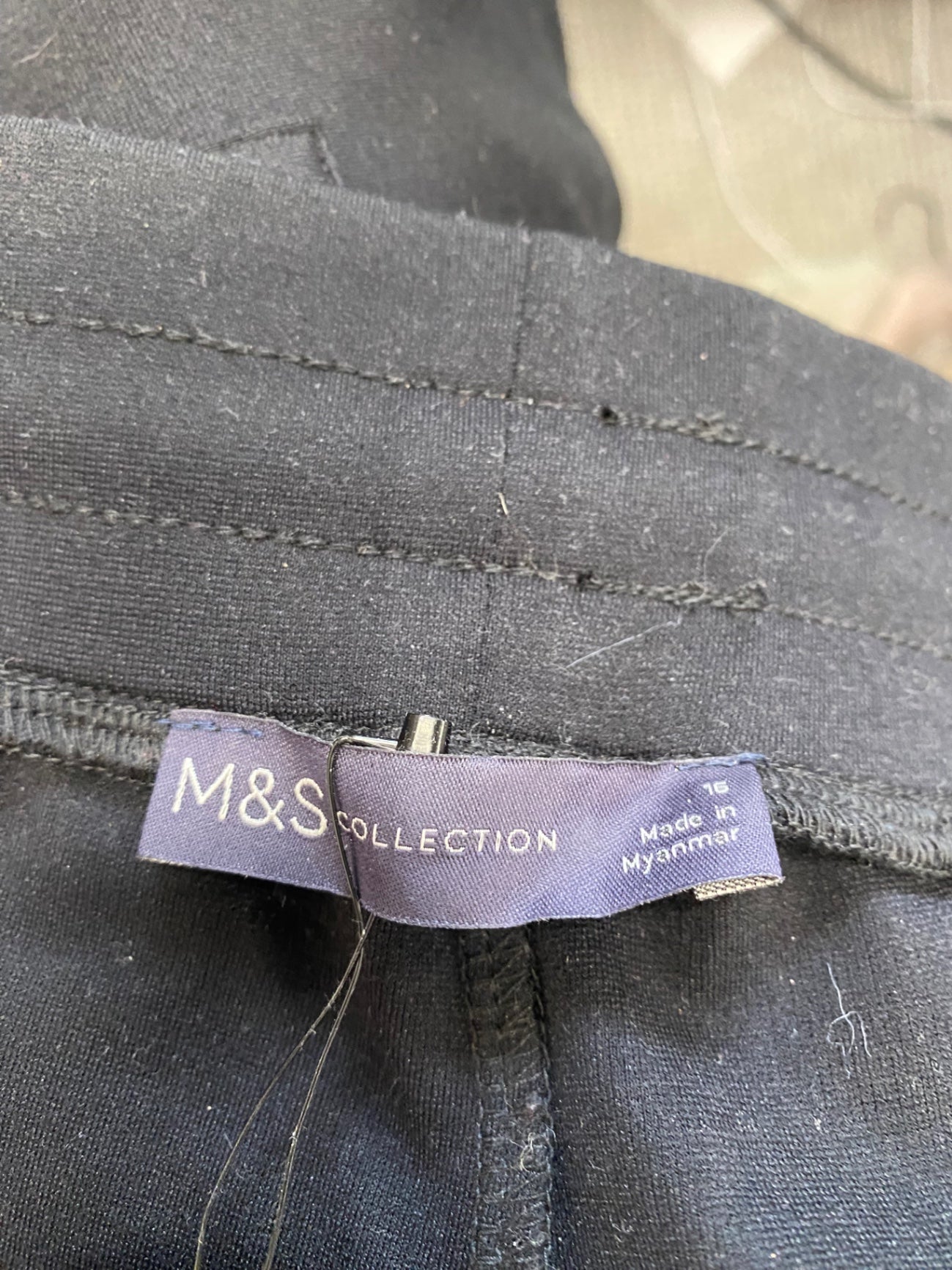Fabulous M&S Collection Wide leg trousers UK 16 Black side stripe CM571