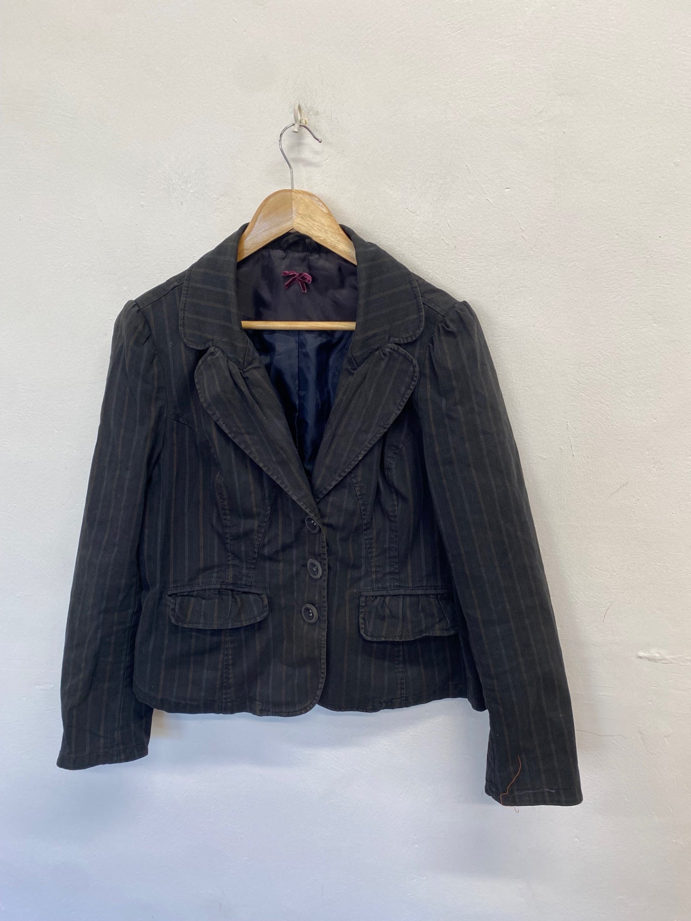 Fabulous Next Blazer UK 16 Black striped CM571