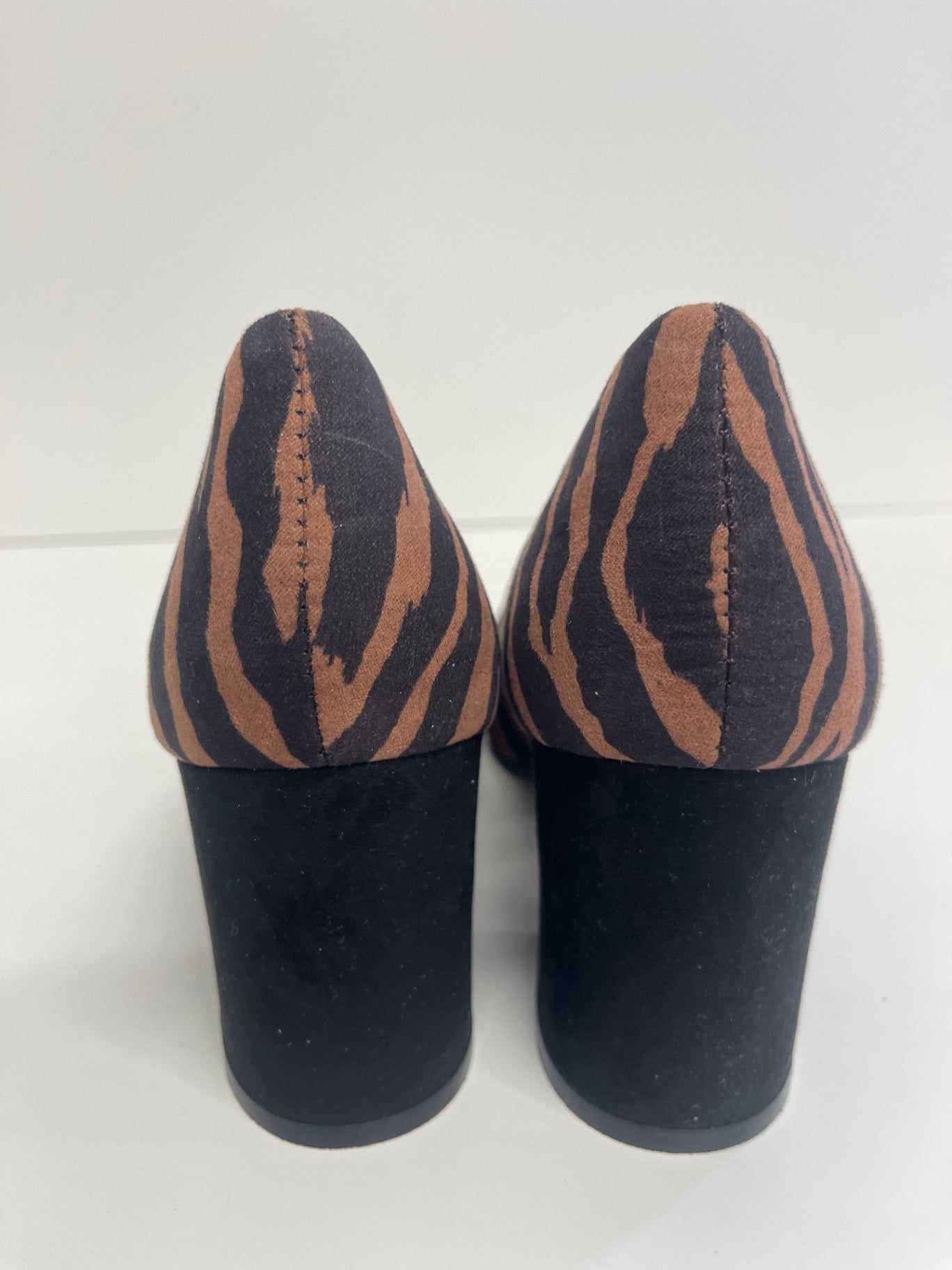 Fabulous NEXT Animal print zebra Court Uk7 Brown CW571