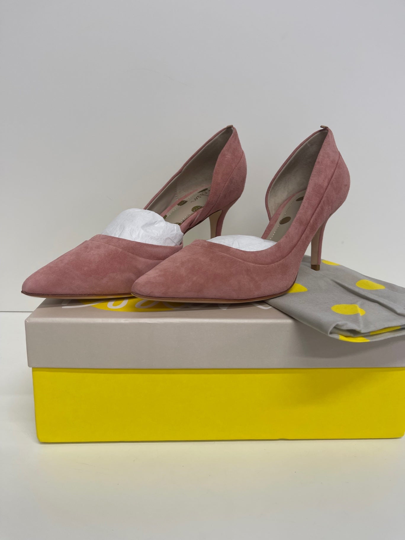 Fabulous Boden Sophia suede court Heels Uk7.5 Pink rose CW571
