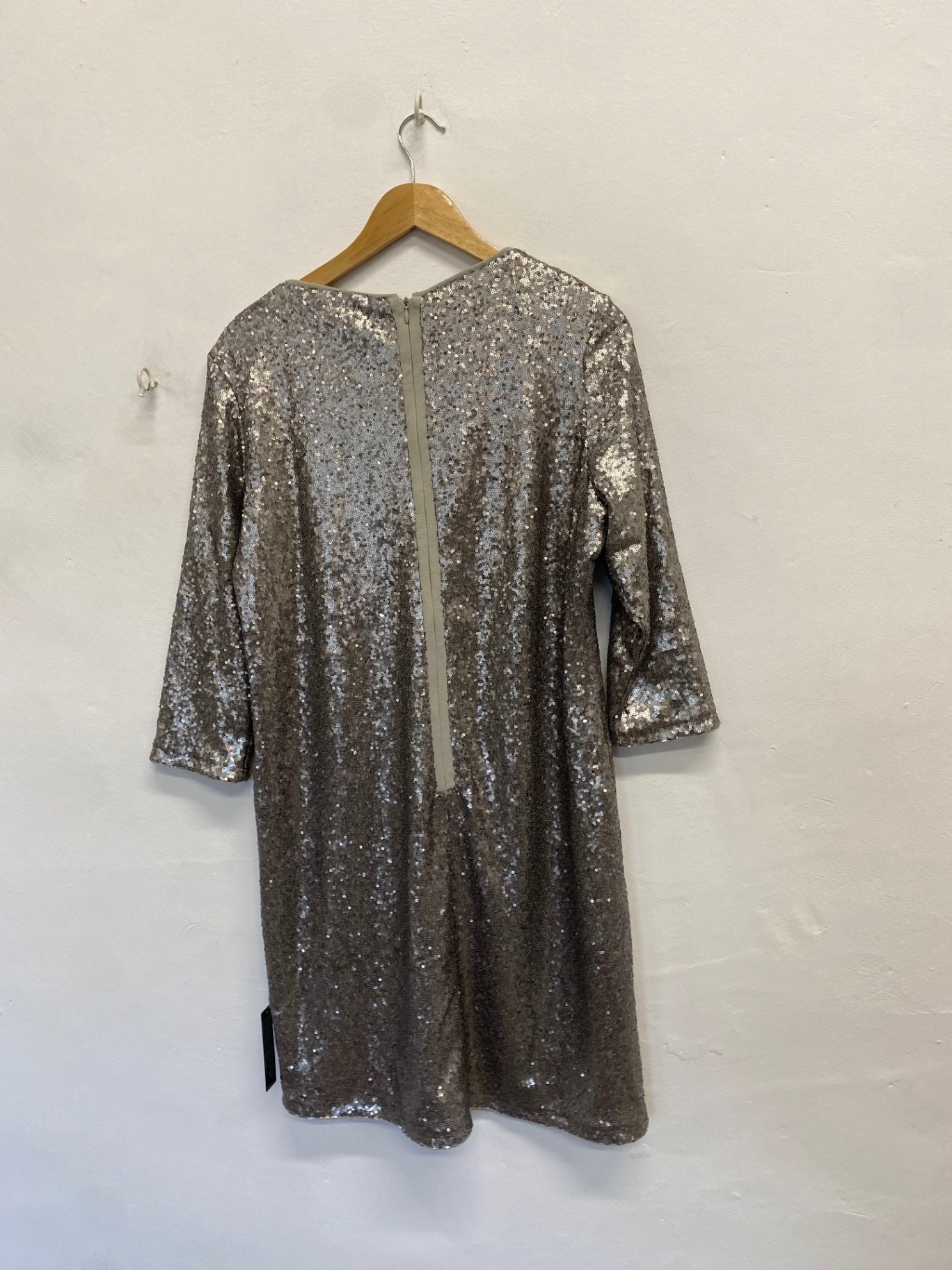 Fabulous M&S Midi Dress UK 16 silver sequins CM571