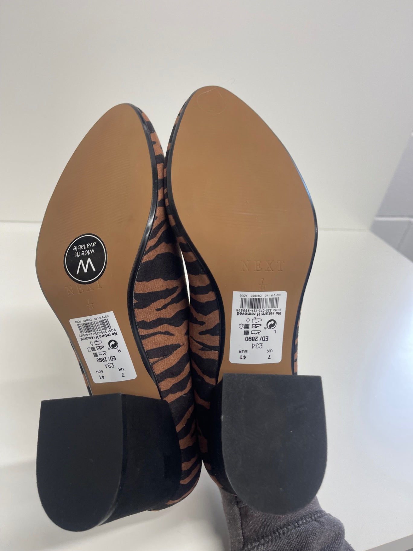 Fabulous NEXT Animal print zebra Court Uk7 Brown CW571