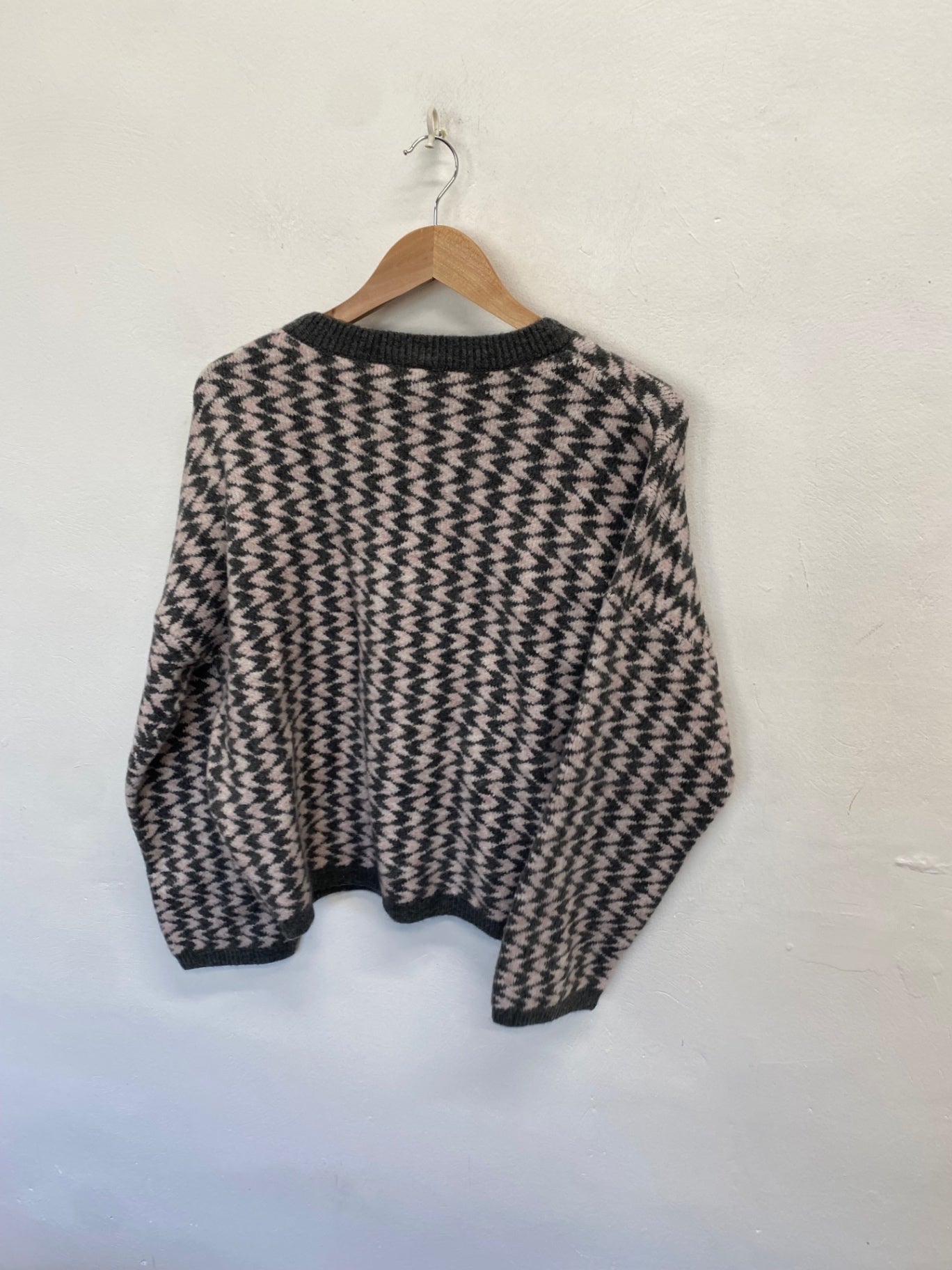 Fabulous Ichi Knit jumper UK 10-12 grey Pink CM571