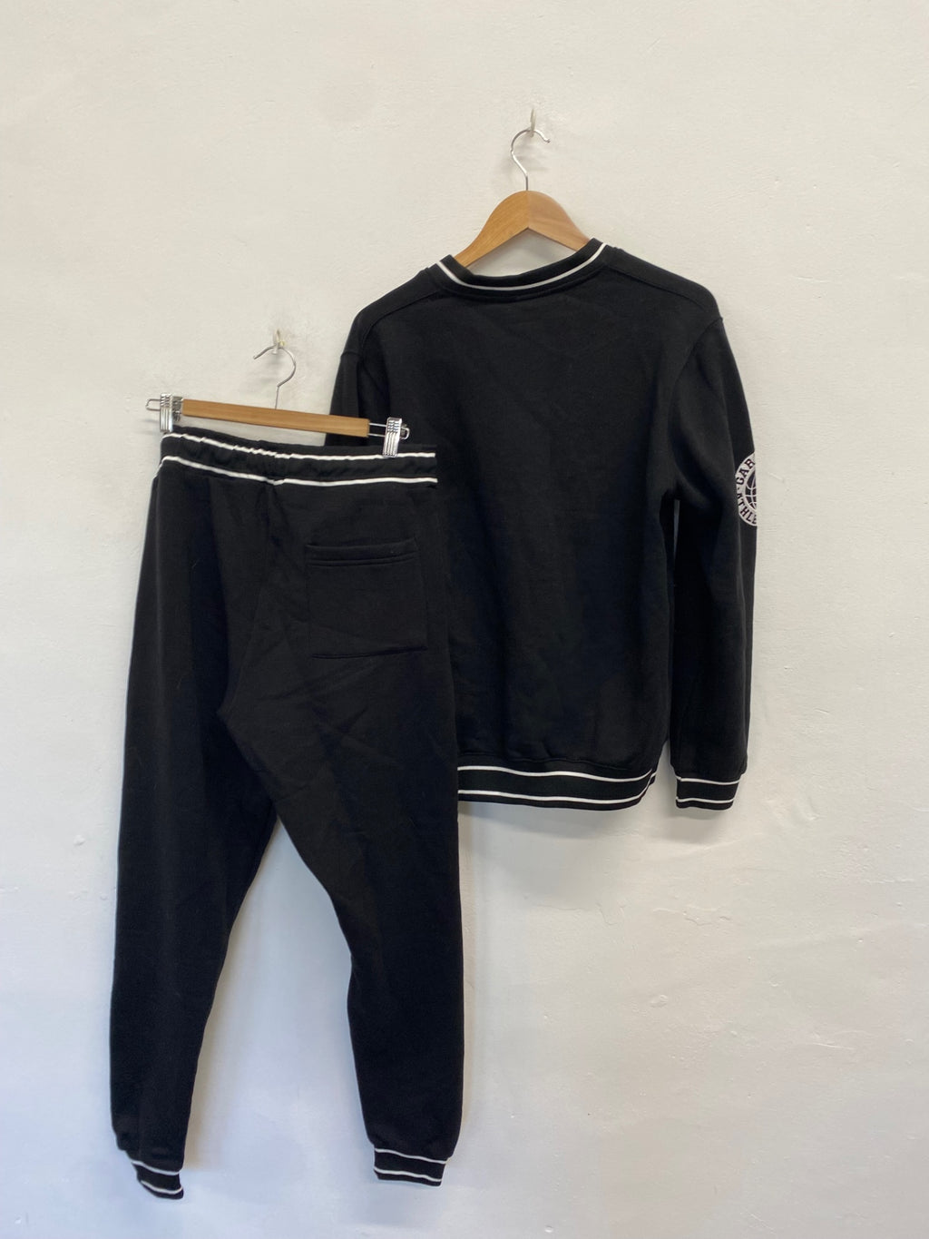 Classic Garmstarr Tracksuit UK M Black white new UK M CM571