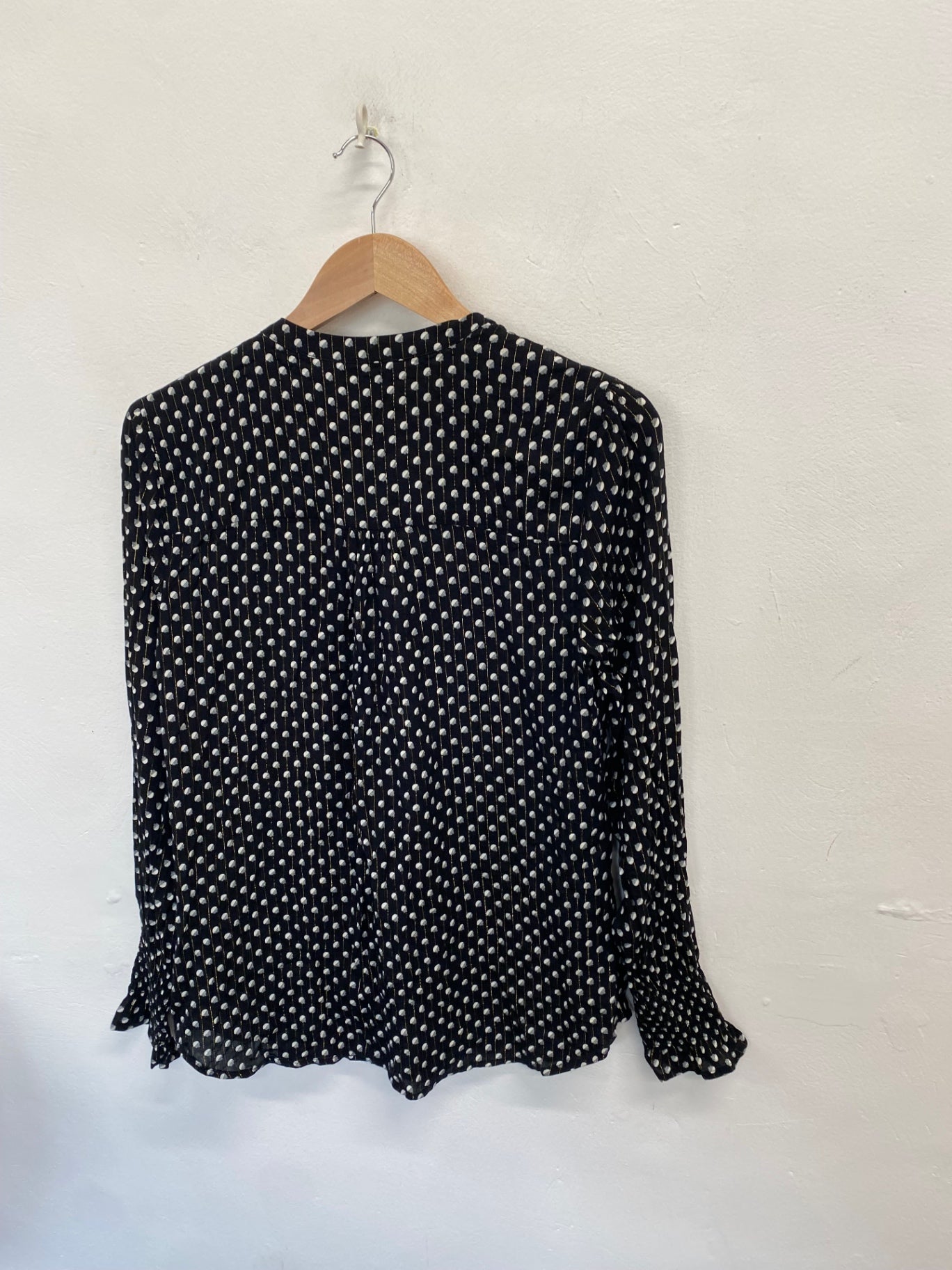 Fabulous Oasis Blouse UK 12 Black polka metallic new CM571