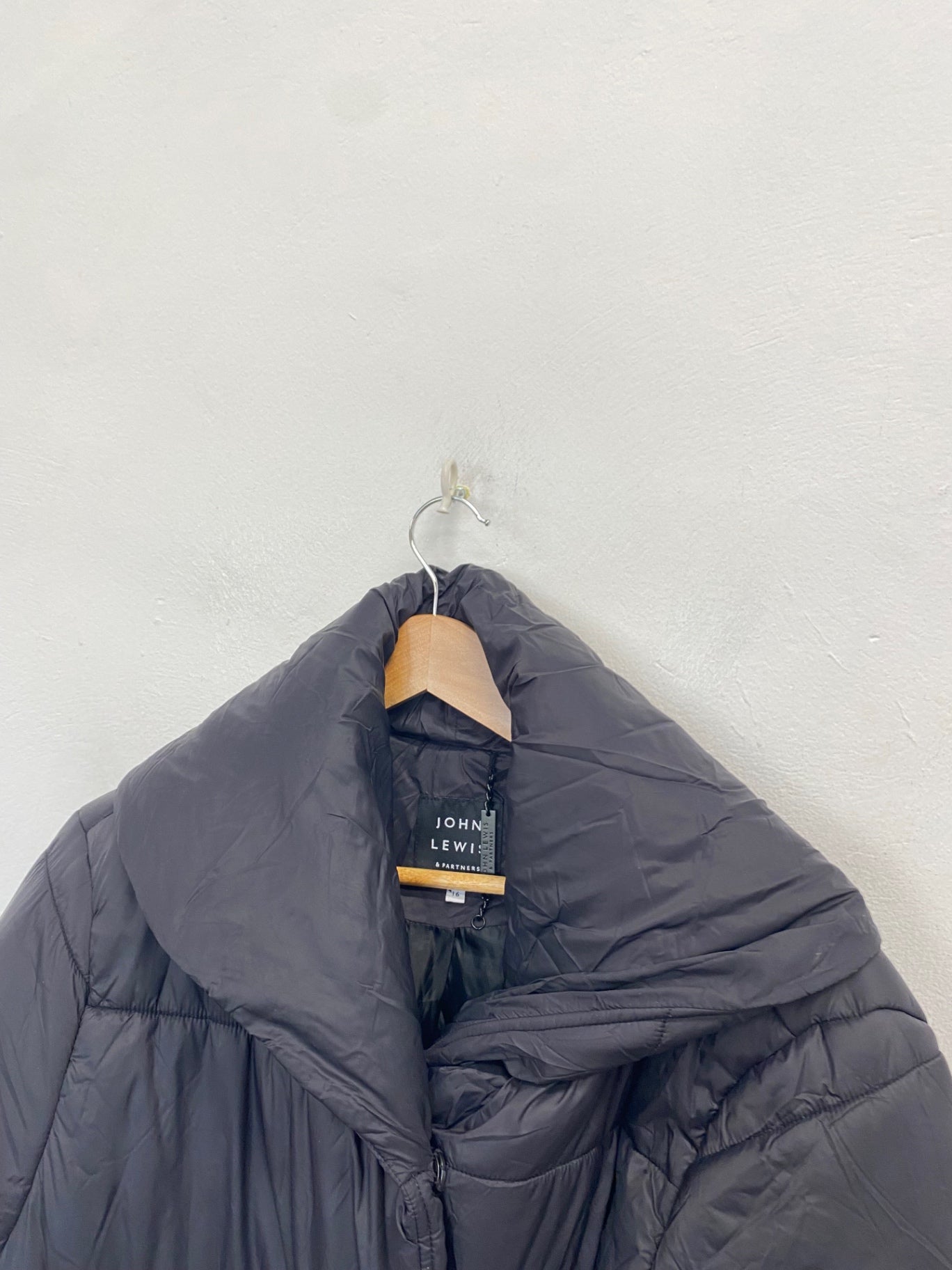 Fabulous John Lewis Puffer Jacket UK 16 Black CM571