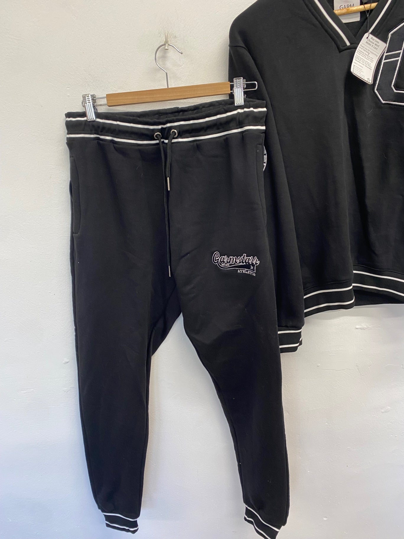 Classic Garmstarr Tracksuit UK M Black white new UK M CM571