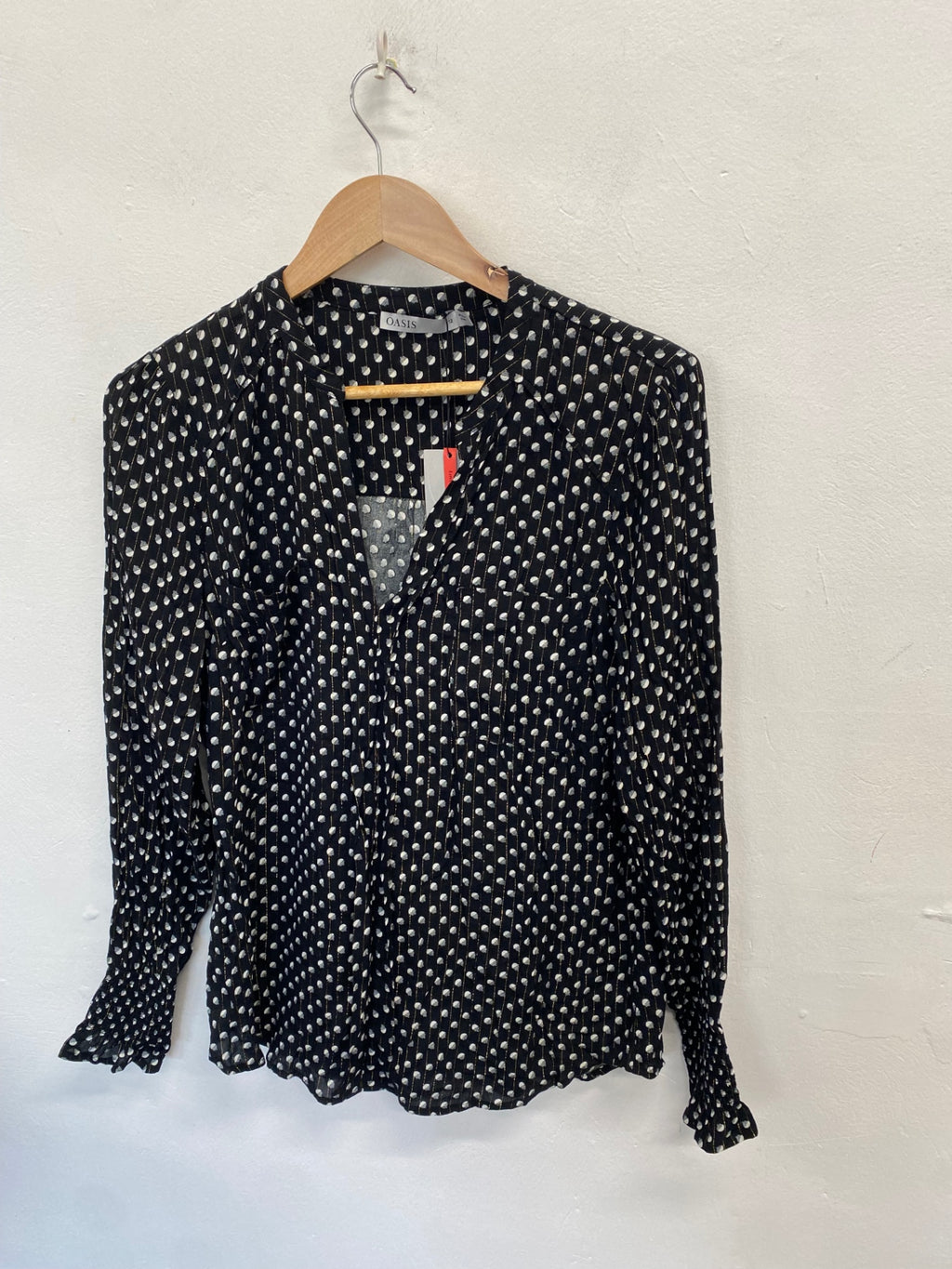 Fabulous Oasis Blouse UK 12 Black polka metallic new CM571