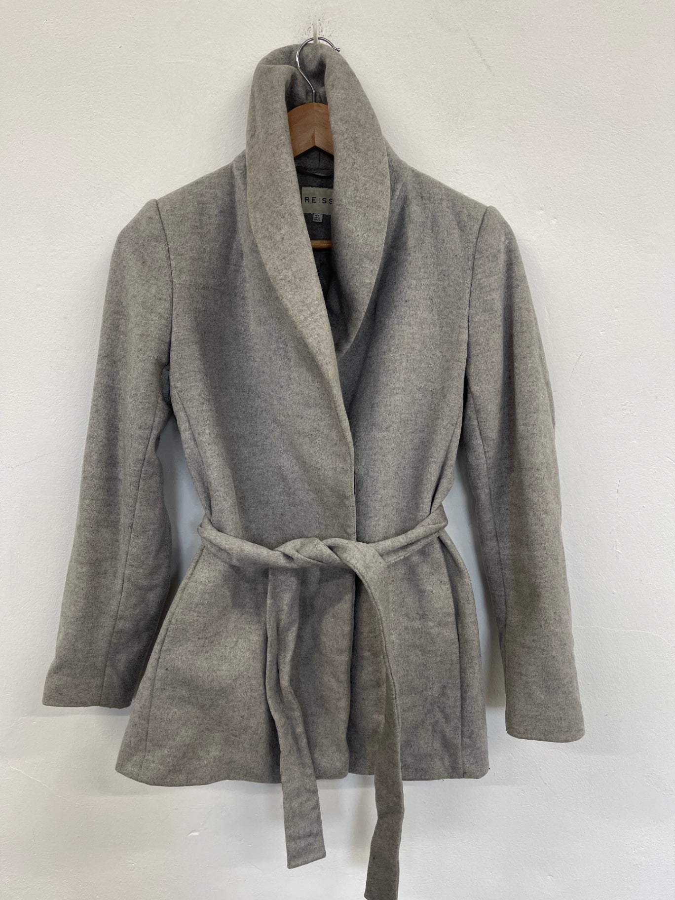 Fabulous REISS Pure Wool Peacoat Uk8 Grey Classic shape JW519