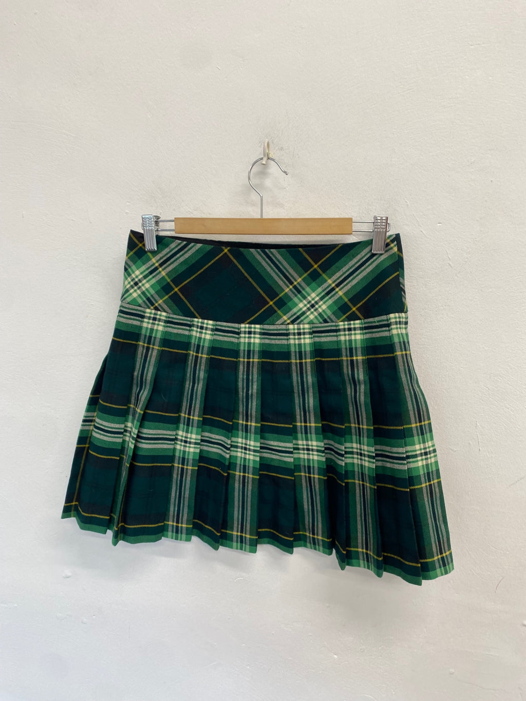 Fabulous The Kilt Tartan Kilt UK 12 Green KG557