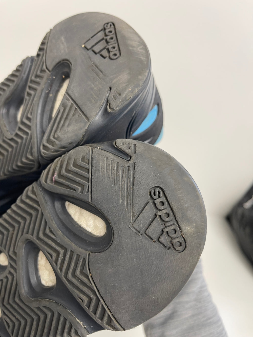 Fabulous Adidas Yeezy Boost 700 V2 Sneakers Uk5.5 Blue Cyan JP001