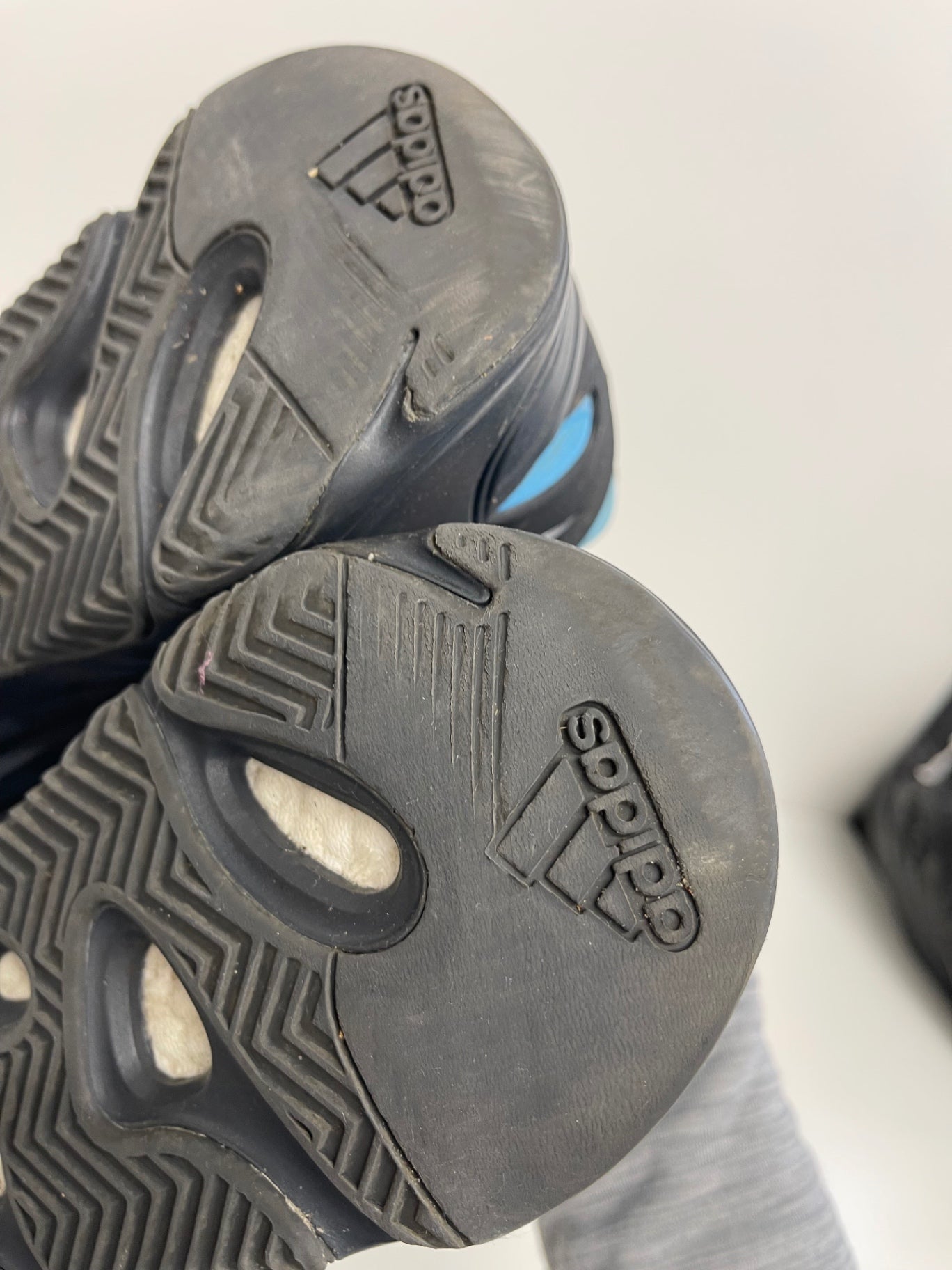 Fabulous Adidas Yeezy Boost 700 V2 Sneakers Uk5.5 Blue Cyan JP001