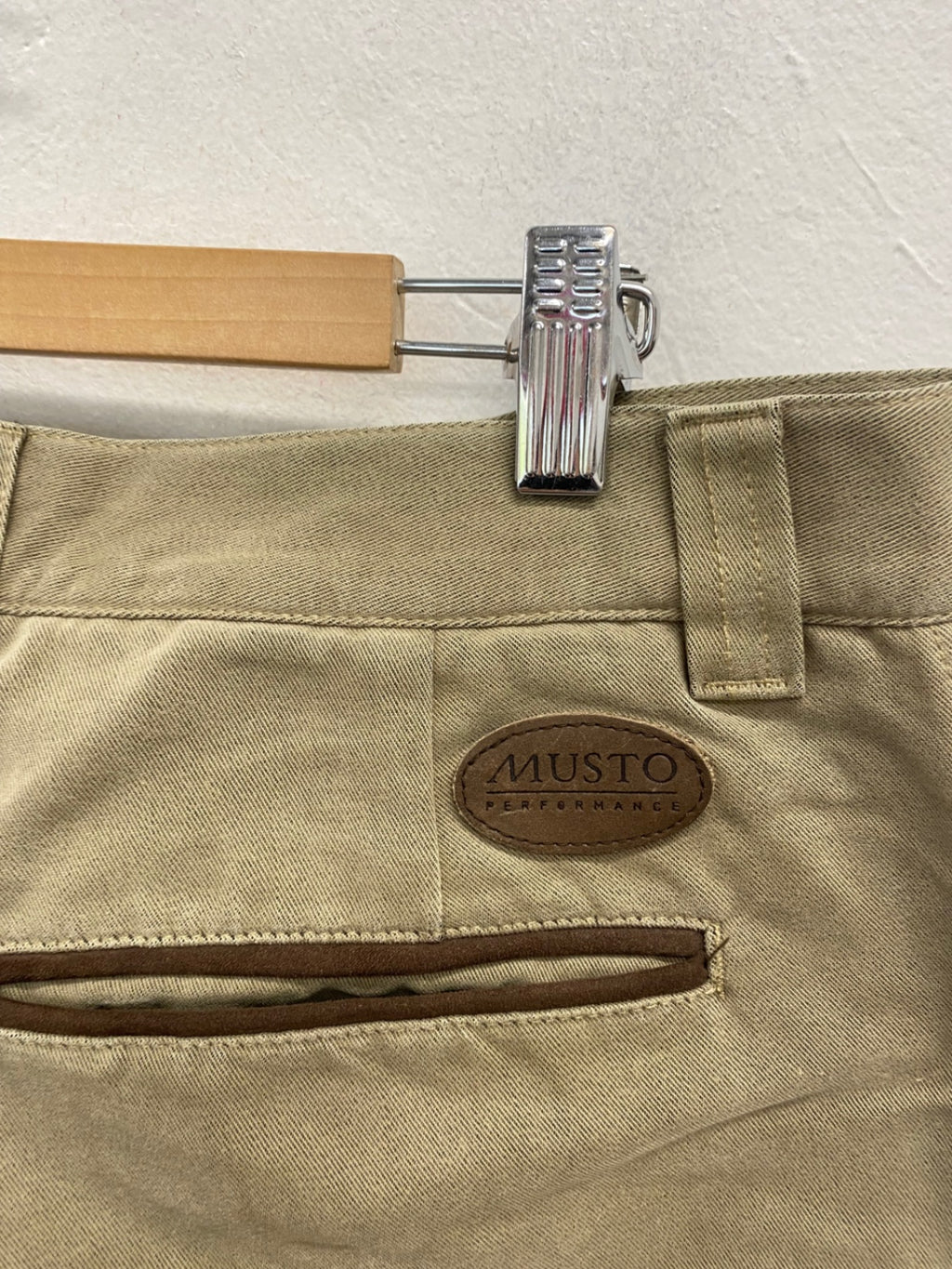 Fabulous Mens Musto Chinos W34" Khaki SS578