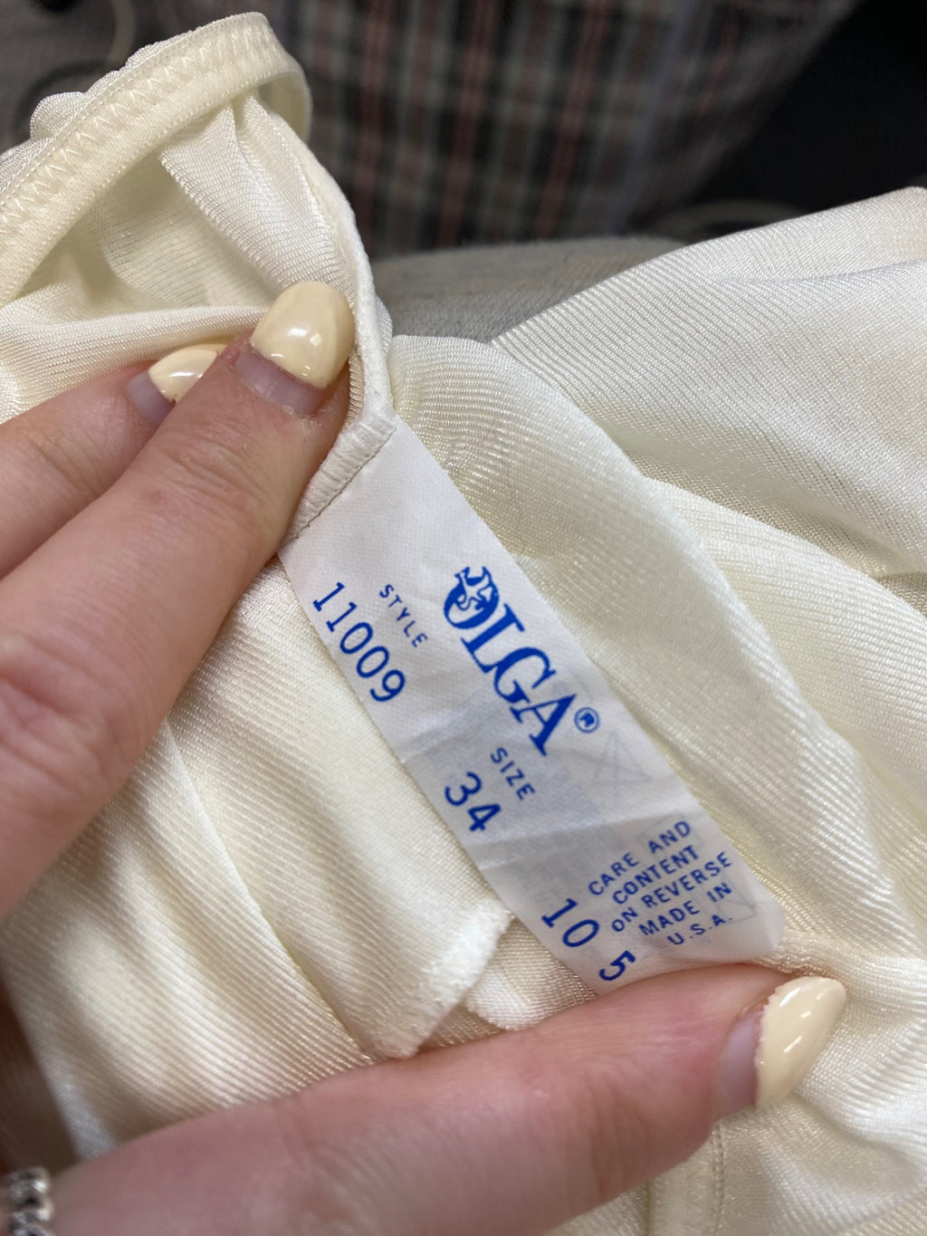 Fabulous Olga Bodysuit Uk 6 Cream stretch shaping AT577