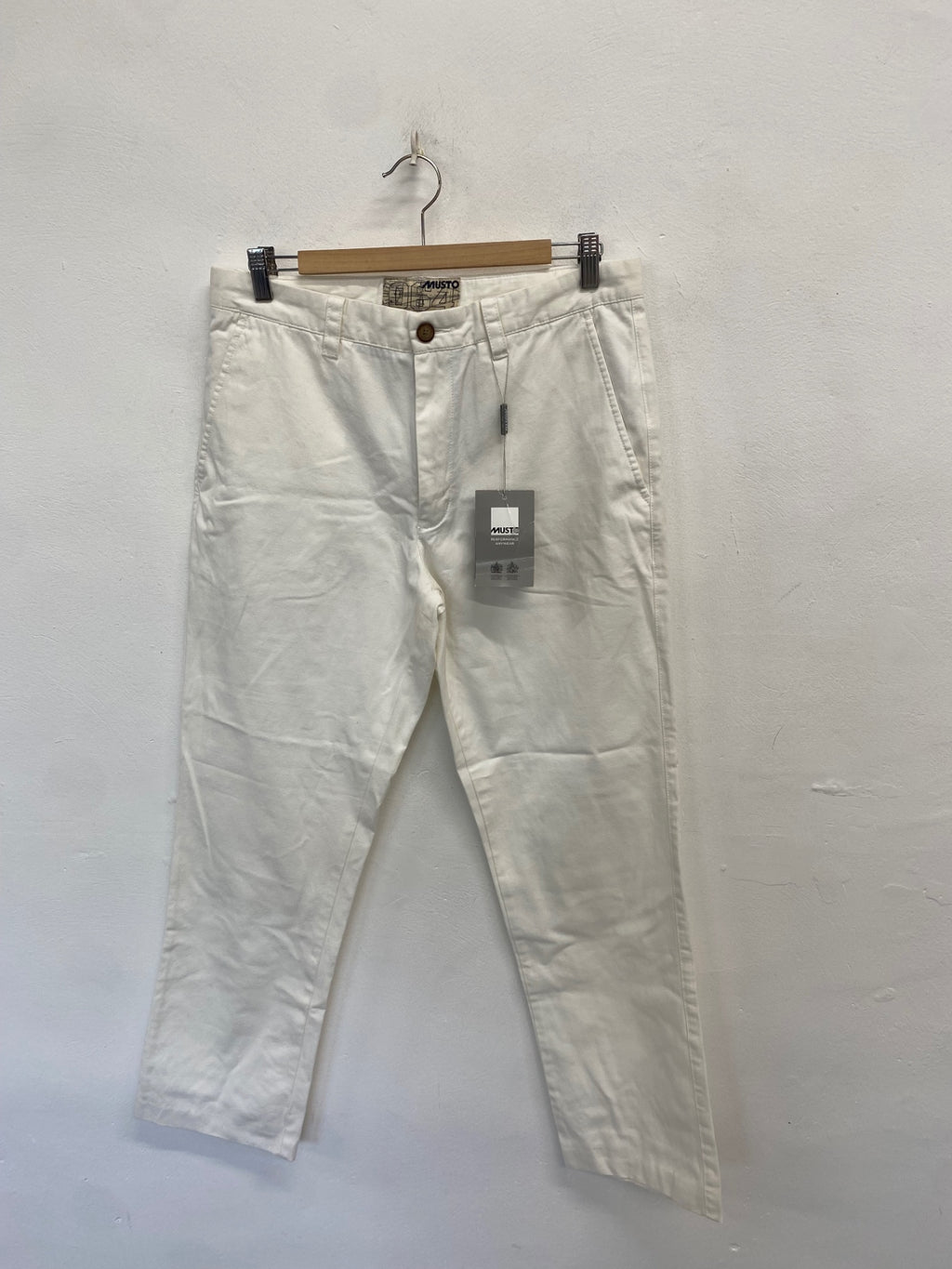 Fabulous Musto Chino Trousers W34" White new SS578