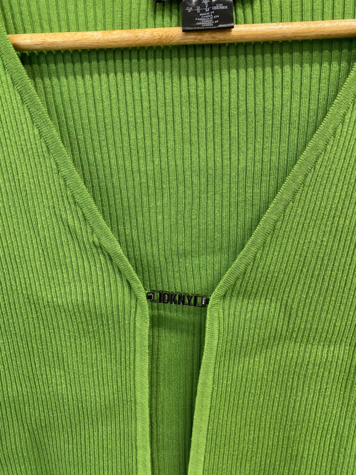 Fabulous DKNY Cardigan UK 8 Green ribbed y2k SS578
