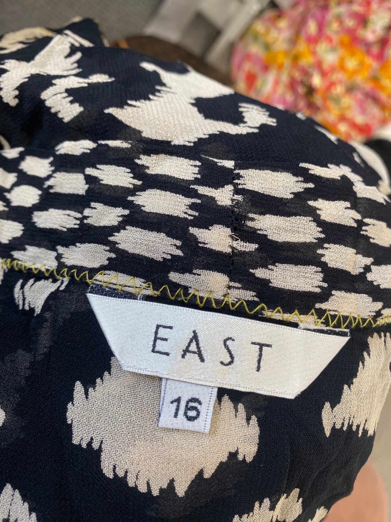 Fabulous EAST Kimono UK 16 Black animal print sheer KL579