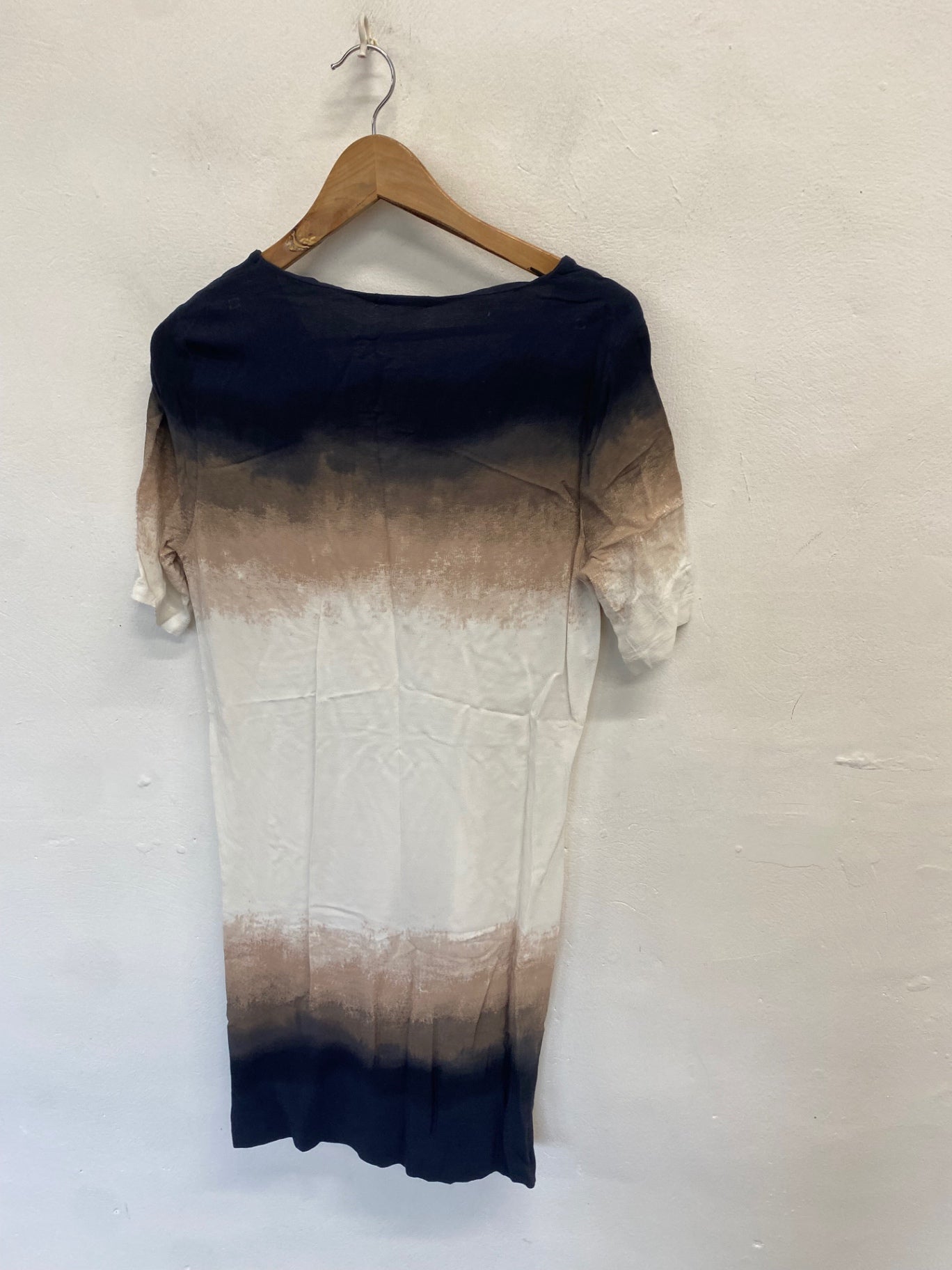 Fabulous Sisley Midi Dress UK 12 Navy beige ombre NR580