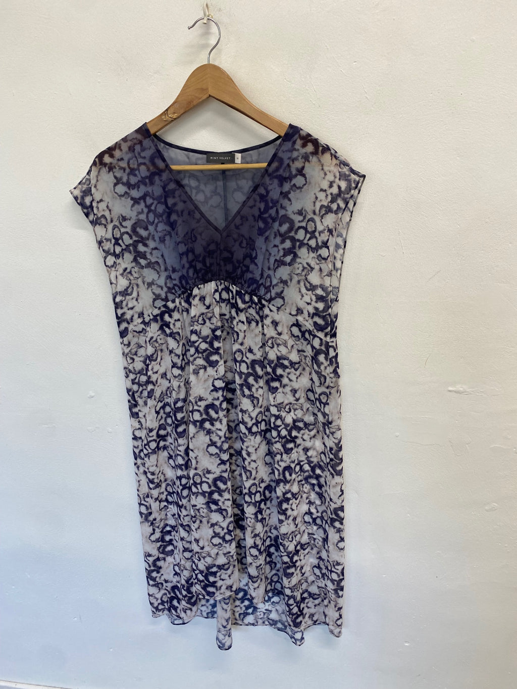 Fabulous Mint Velvet Beach Cover UK 16 Navy abstract sheer NR580