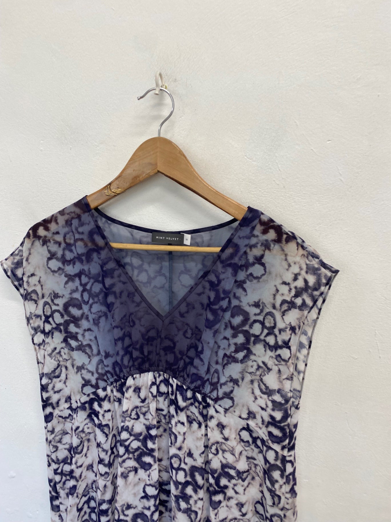 Fabulous Mint Velvet Beach Cover UK 16 Navy abstract sheer NR580
