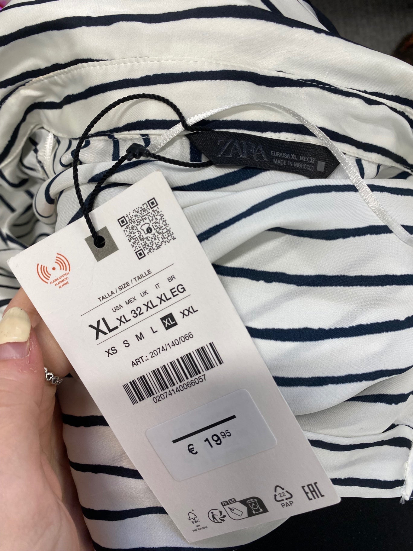 Fabulous Zara Shirt uk 14 White black stripe new NR580