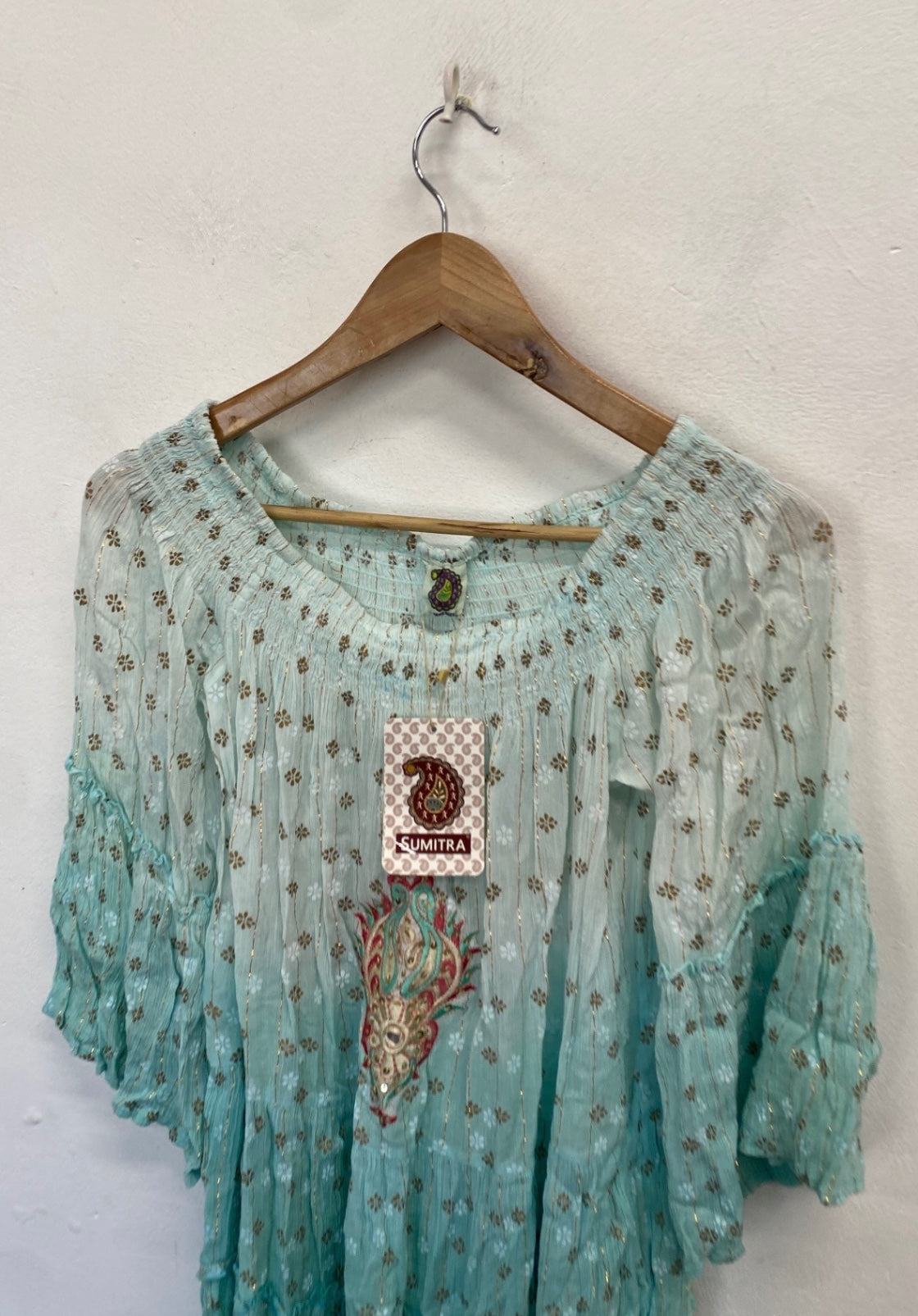 Fabulous Sumitra Tunic One size Blue gold new NR580