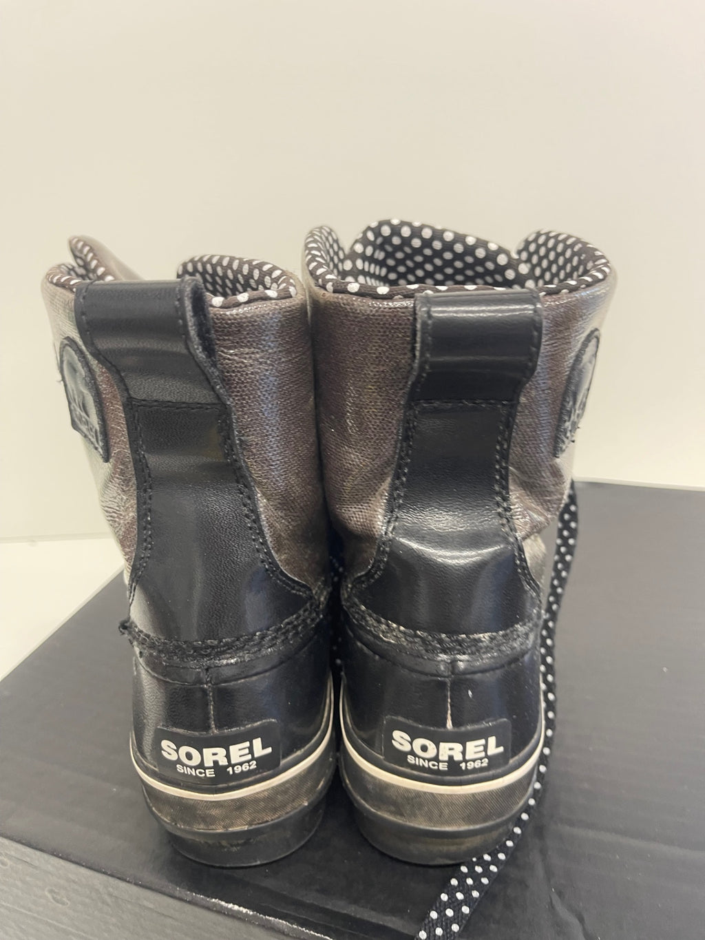 Fabulous Sorel Carnival waterproof Boots Uk5.5 Black glitter NR580