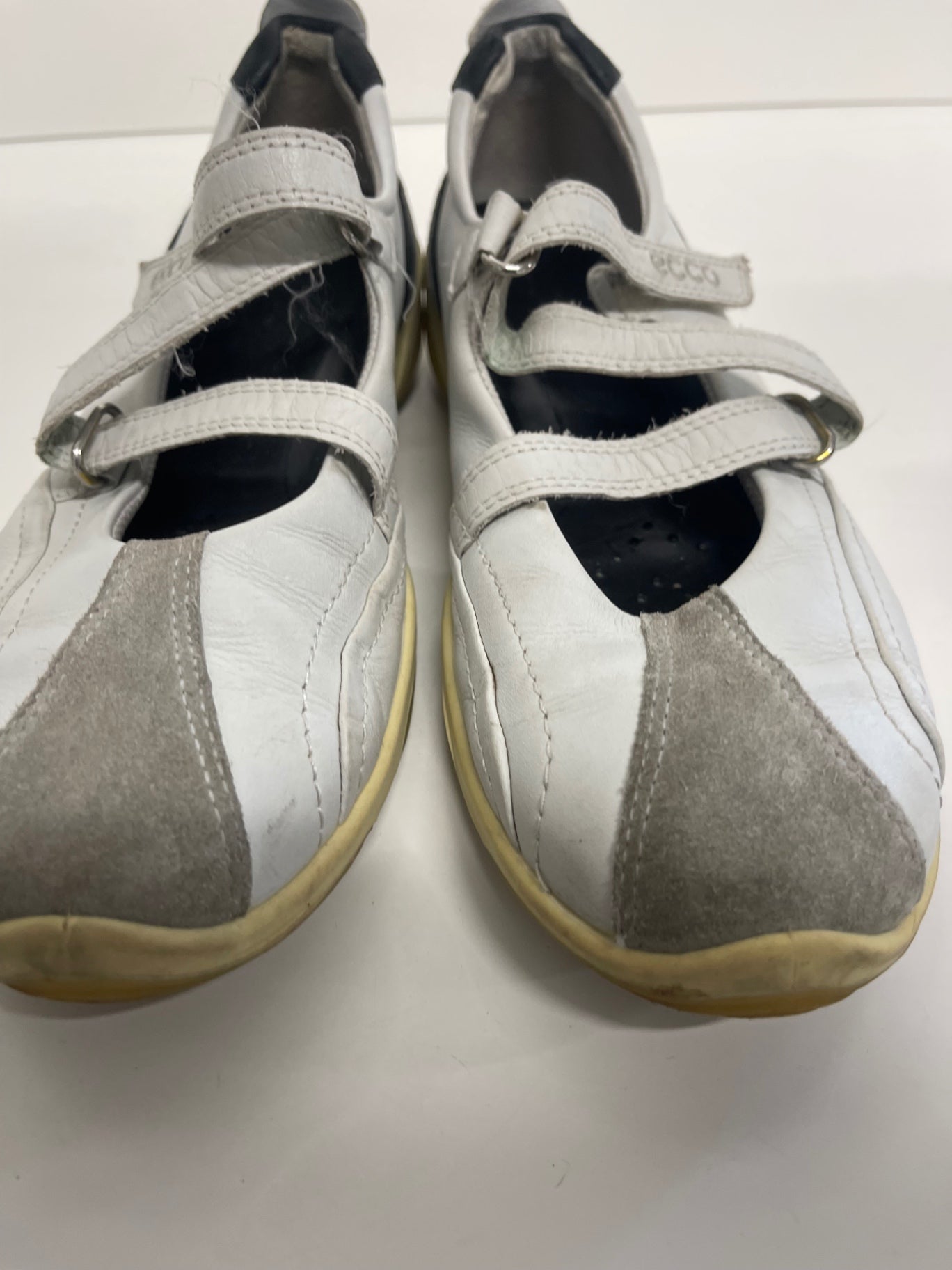 Fabulous ECCO Yarrah Mary Jane Sneakers UK5 White NR580