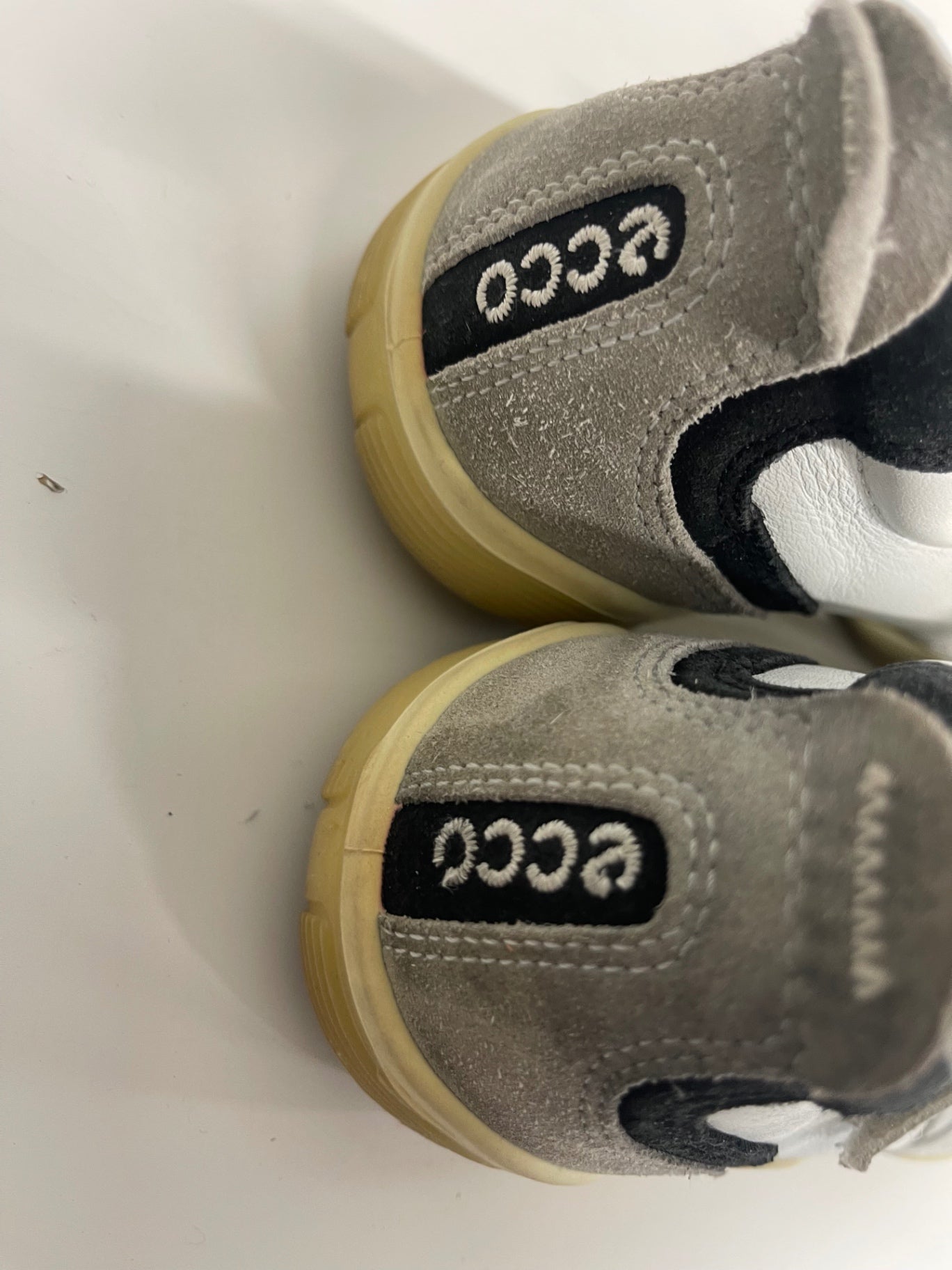 Fabulous ECCO Yarrah Mary Jane Sneakers UK5 White NR580