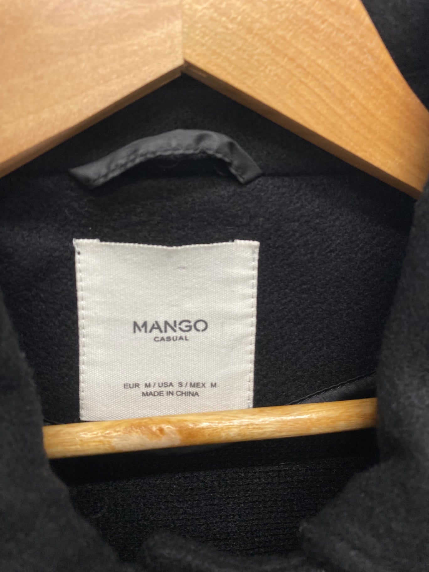 Fabulous MANGO casual boxy swing chic Overcoat M Black JC582