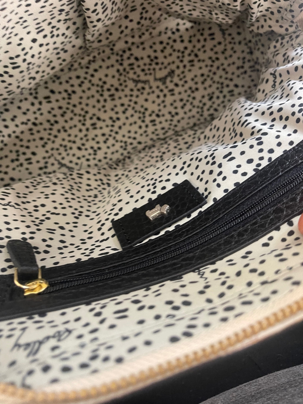 Fabulous Radley Kennington medium domed Handbag Black JC582