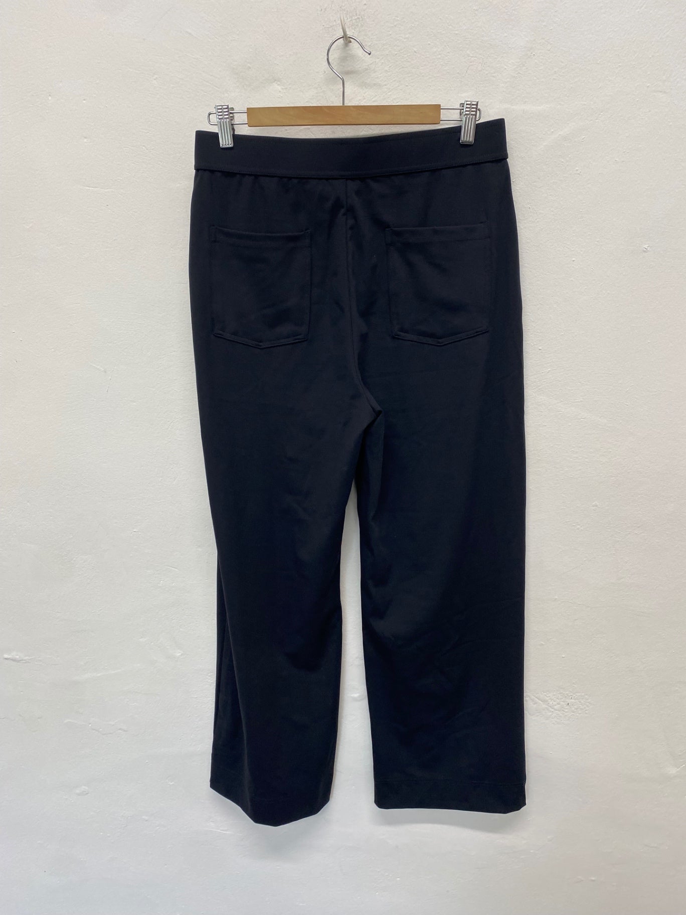 Fabulous Halara DayStretch high waisted pocket Trousers L Black LB584
