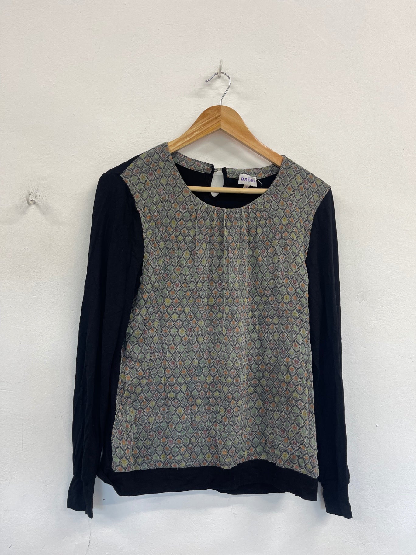 Fabulous BRORA silk front Long sleeve top UK16 boho ethnic LD584