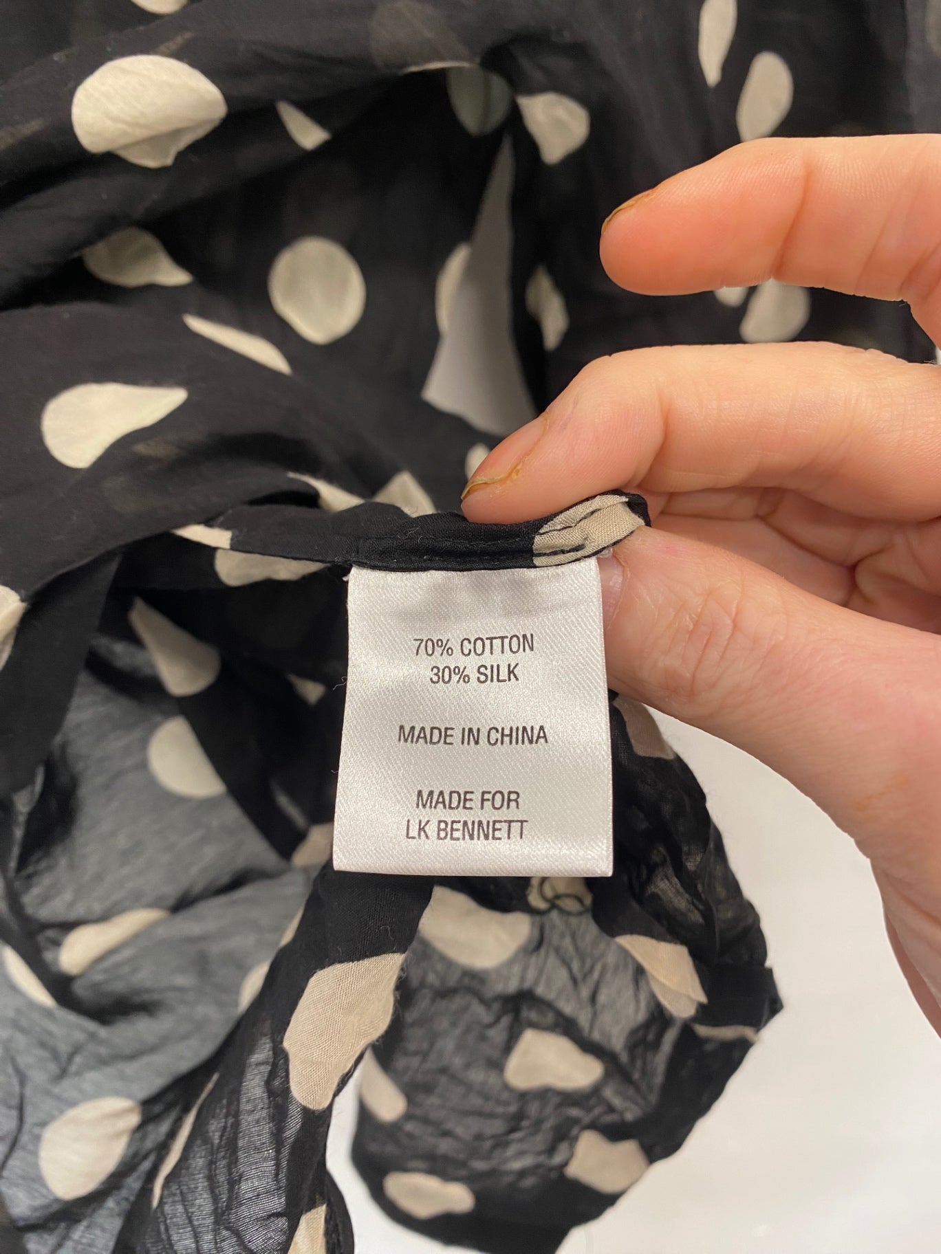 Fabulous L.K. Bennett silk Blouse UK6 Black with beige polka dots SN585