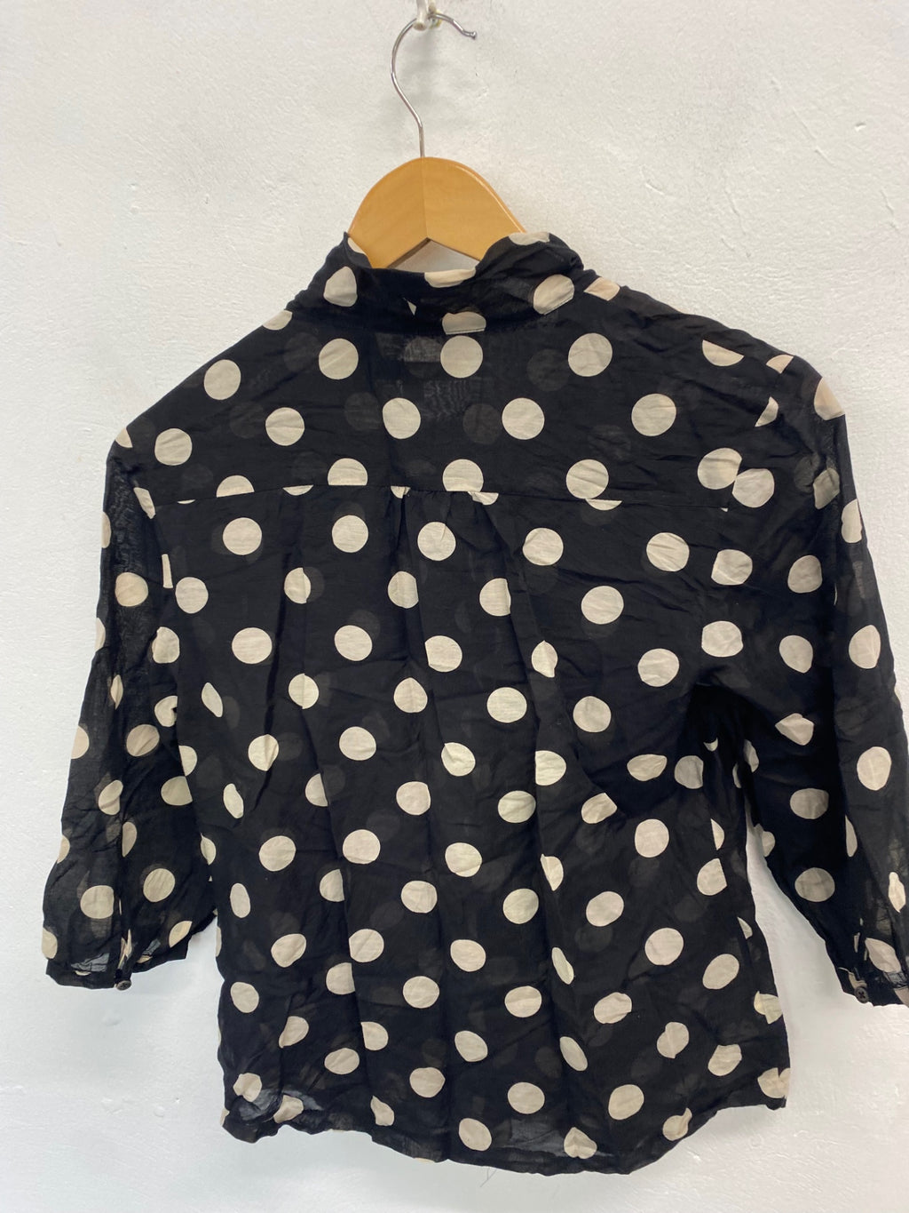 Fabulous L.K. Bennett silk Blouse UK6 Black with beige polka dots SN585