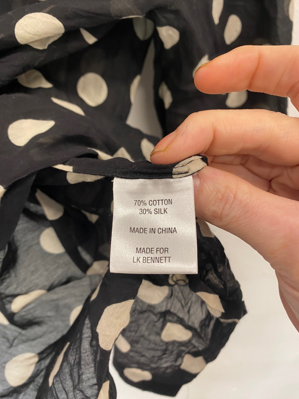 Fabulous L.K. Bennett silk Blouse UK6 Black with beige polka dots SN585
