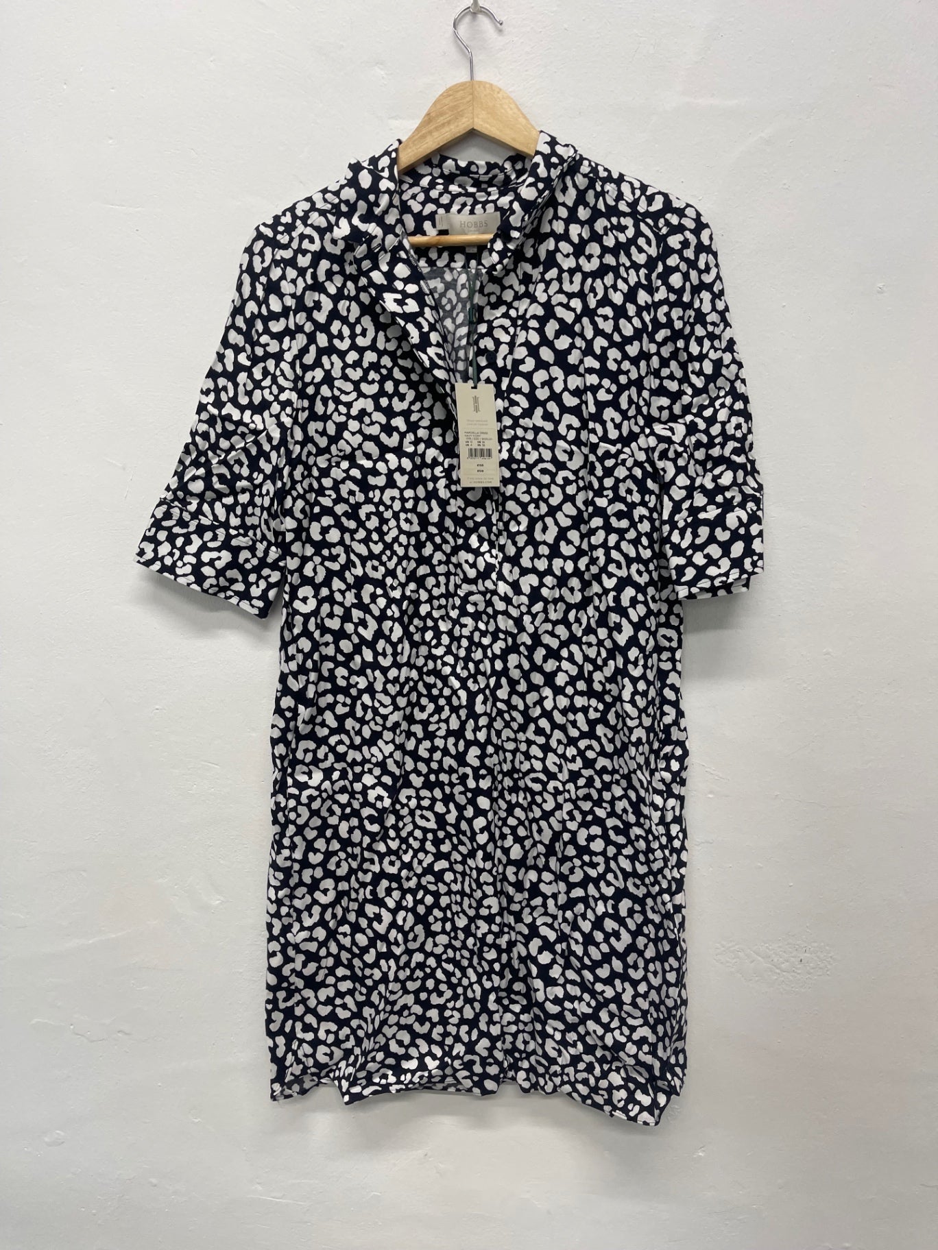 Fabulous HOBBS Dress Uk10 Black and White