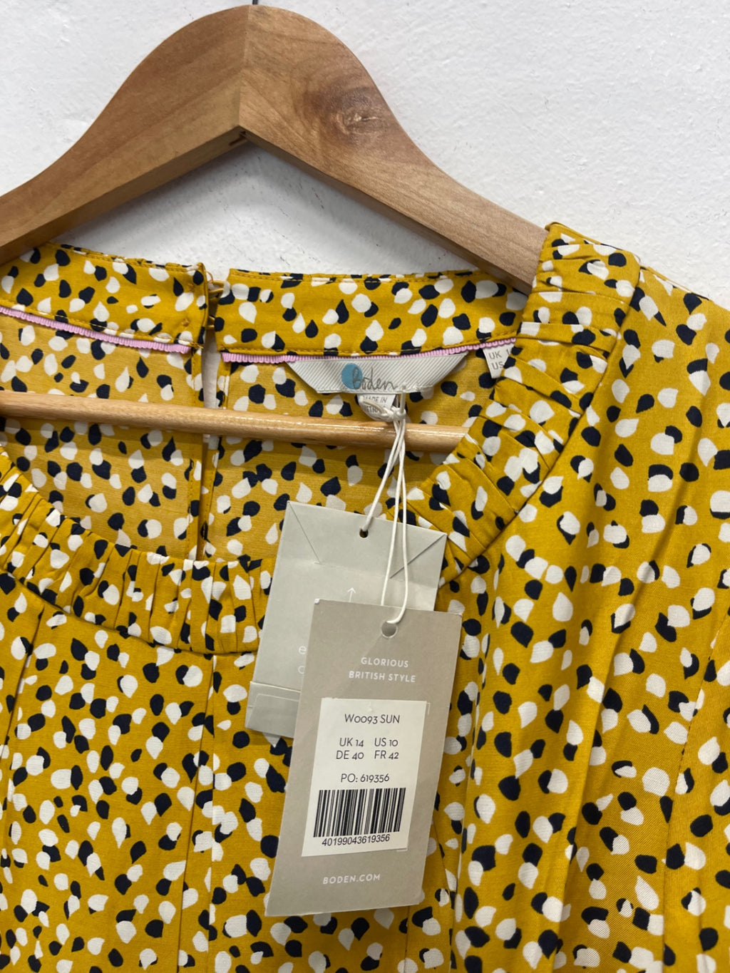 Fabulous Boden Top silk blend spotted Uk14 Mustard JG589