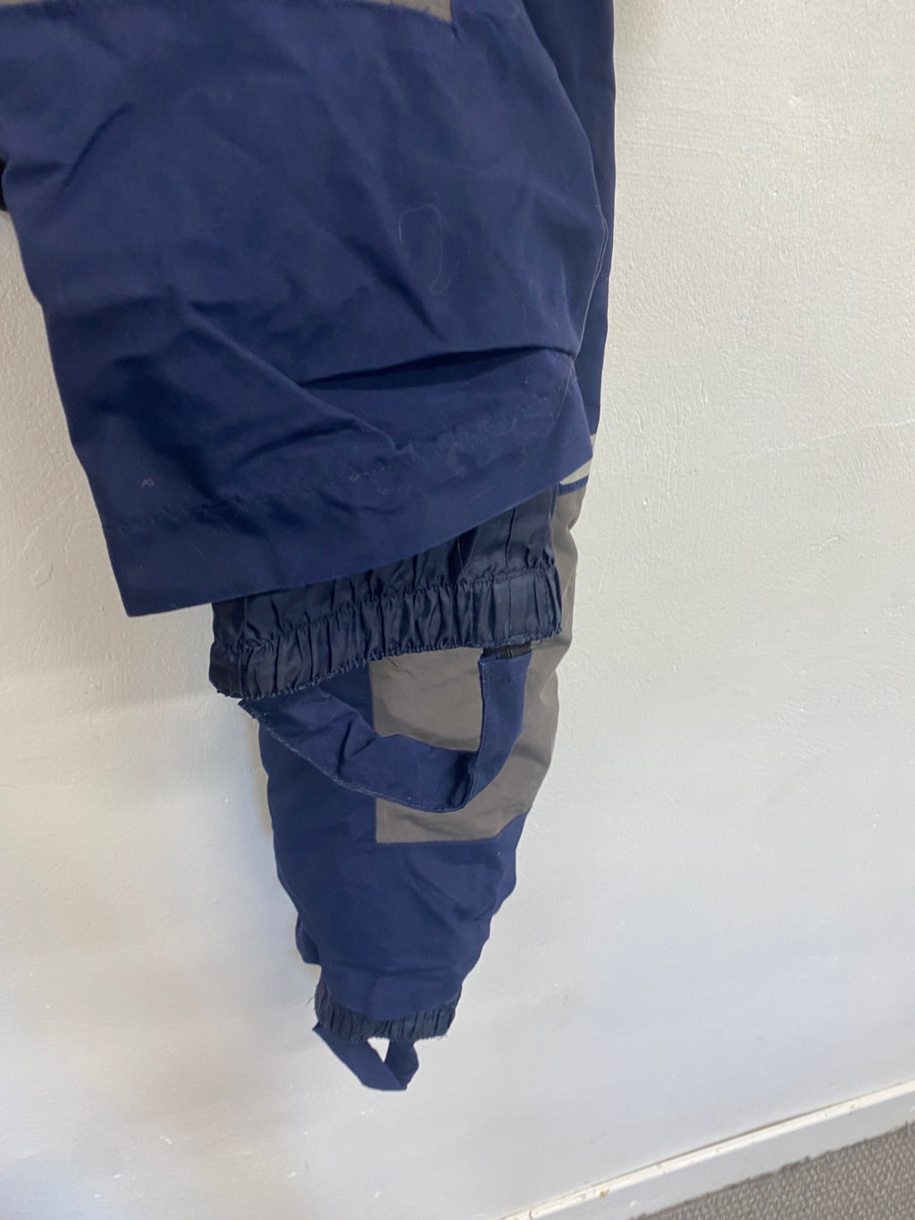 Fabulous Didriksons Migisi kids cover Snowsuit 5yrs Navy blue and gray