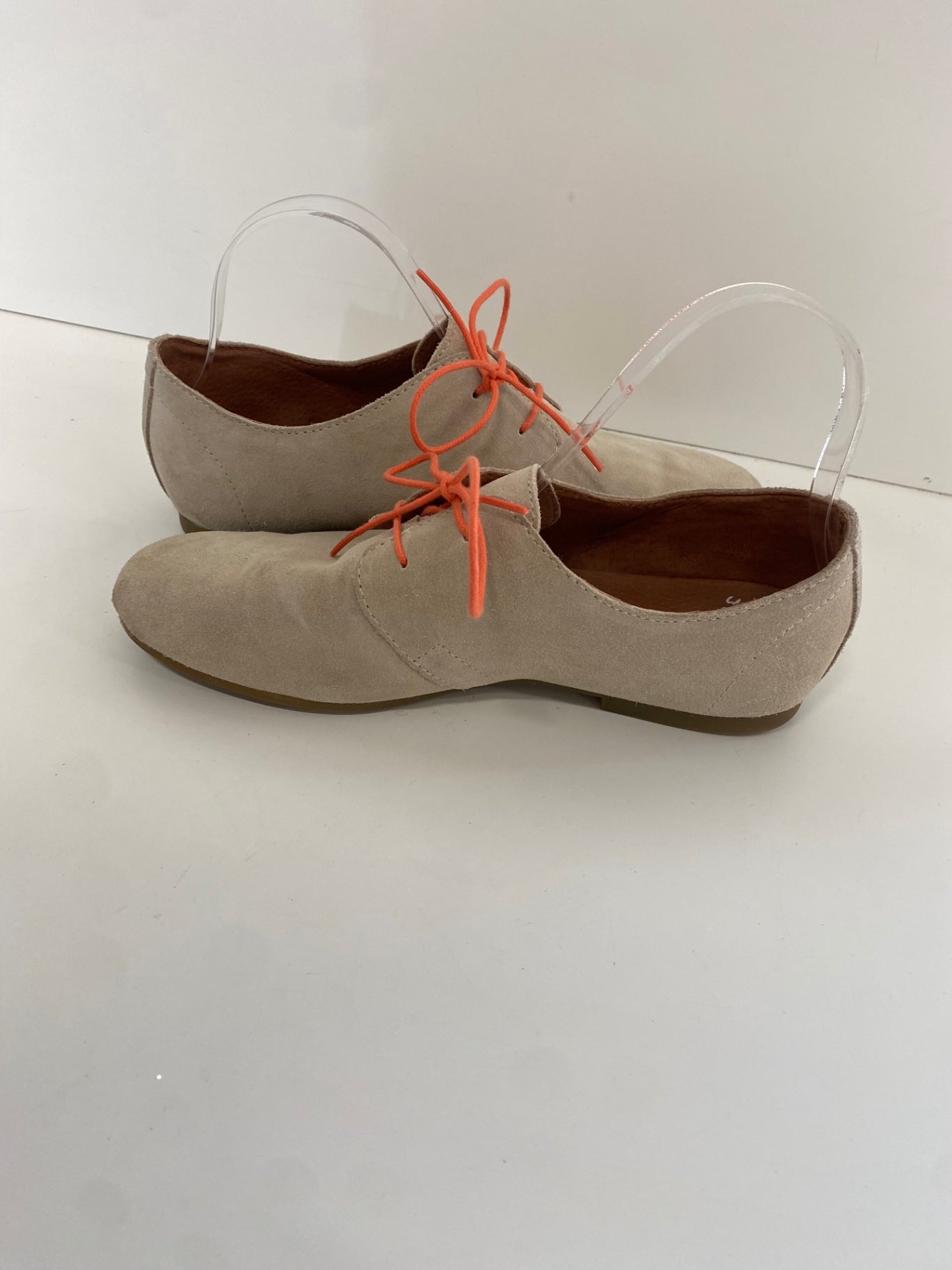 Fabulous Shoe The Bear Flat Shoes suede UK5 Beige flats laced cottagecore SN593