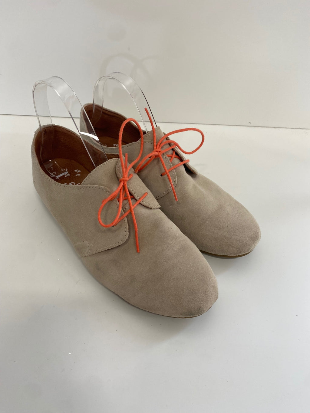 Fabulous Shoe The Bear Flat Shoes suede UK5 Beige flats laced cottagecore SN593