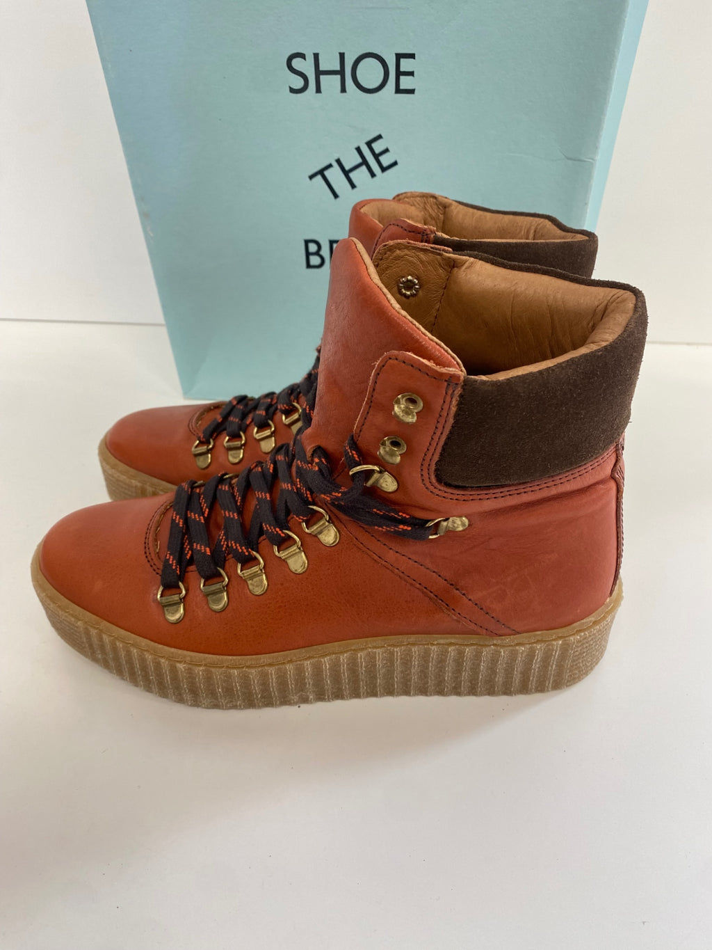 Fabulous Shoe The Bear Sneakers Bex UK6 Red Brown Anthropologie hiking SN593