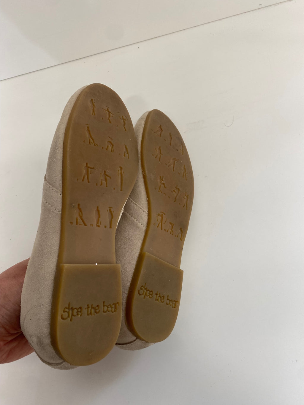 Fabulous Shoe The Bear Flat Shoes suede UK5 Beige flats laced cottagecore SN593