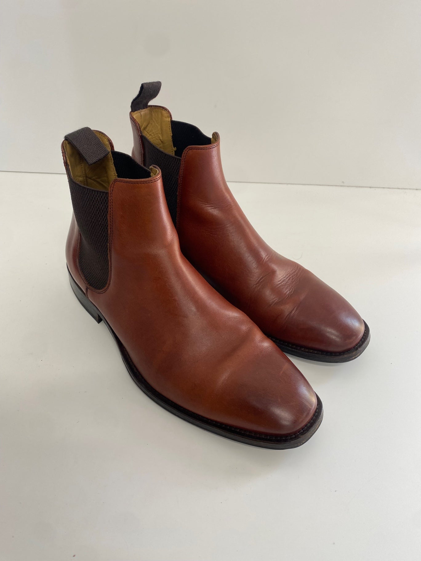 Classic Charles Tyrwhitt Chelsea Boots UK9 Chestnut Brown dealer leather country classic SN593