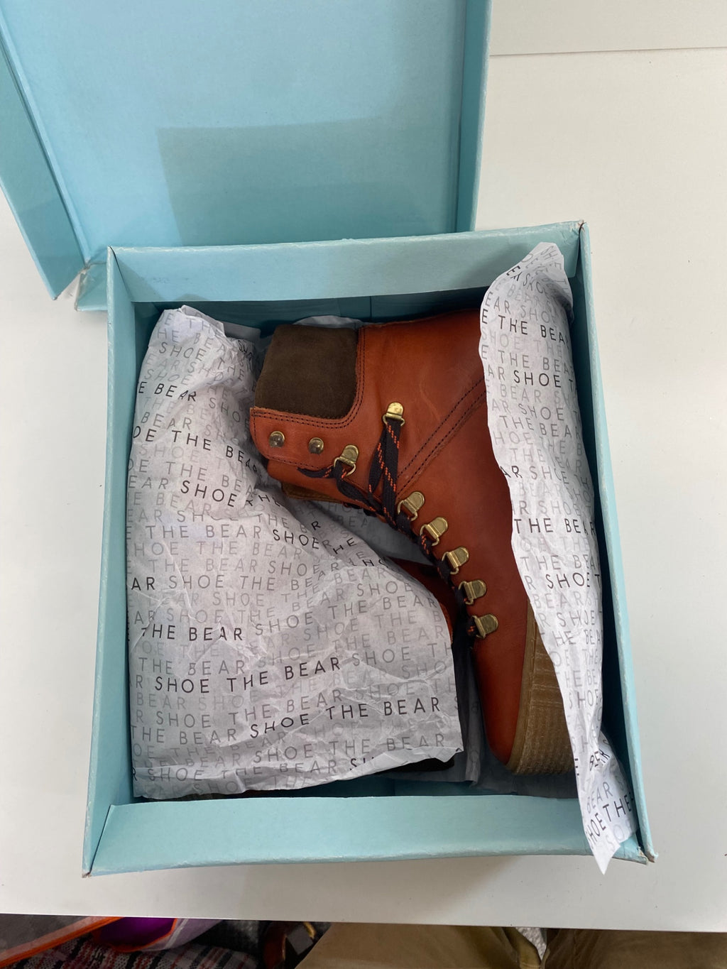 Fabulous Shoe The Bear Sneakers Bex UK6 Red Brown Anthropologie hiking SN593