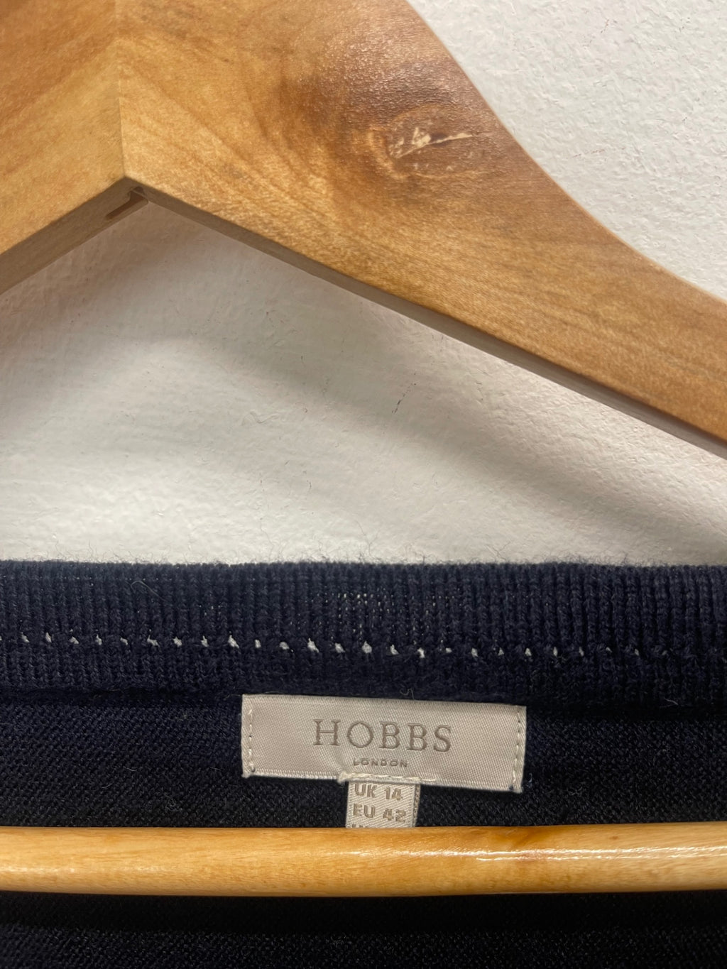 Fabulous HOBBS peplum knit wool blend soft Sweater Uk14 Navy NK596