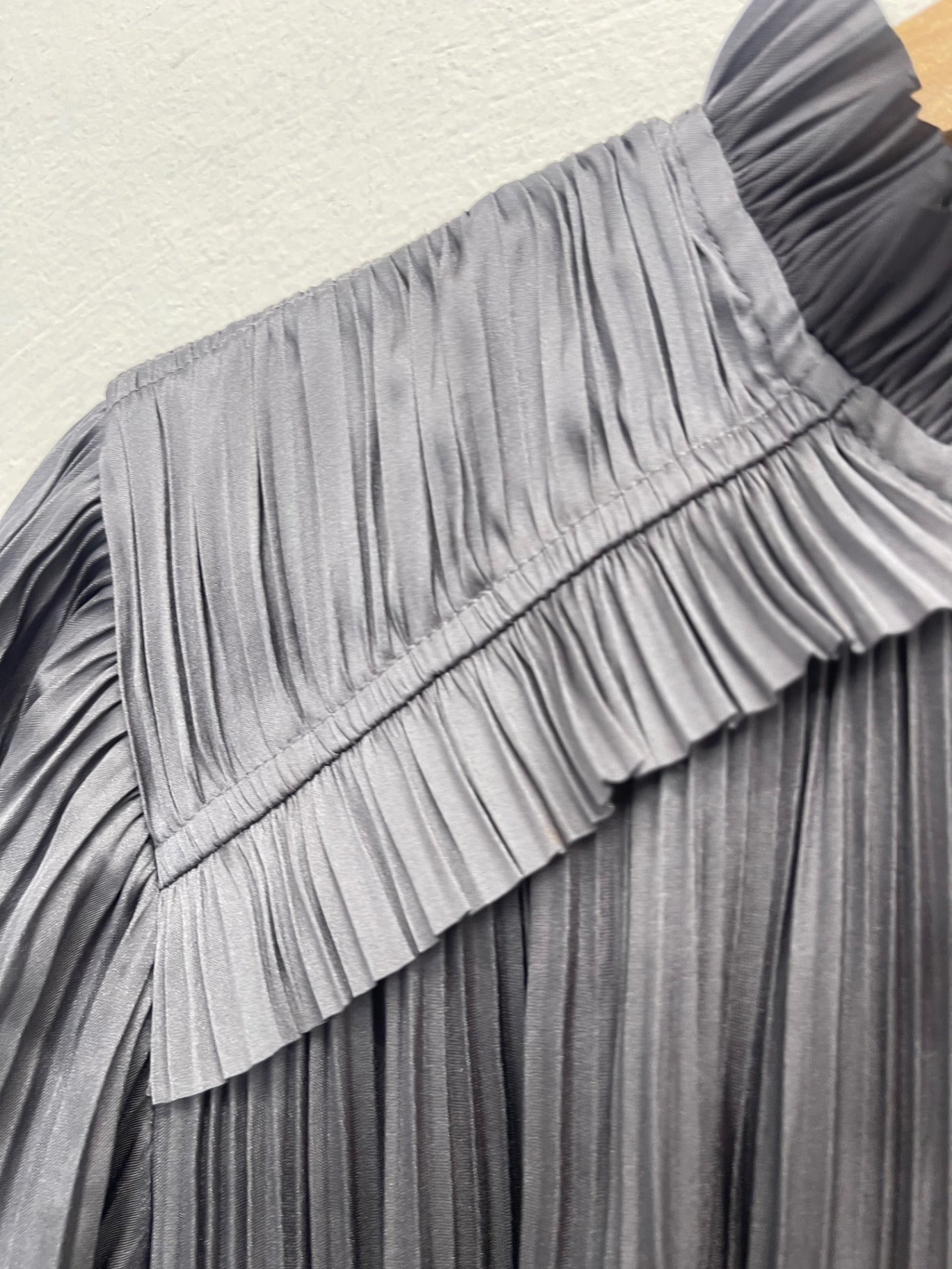 Fabulous REISS Lydia occasion party Dress UK 14 Grey NK596