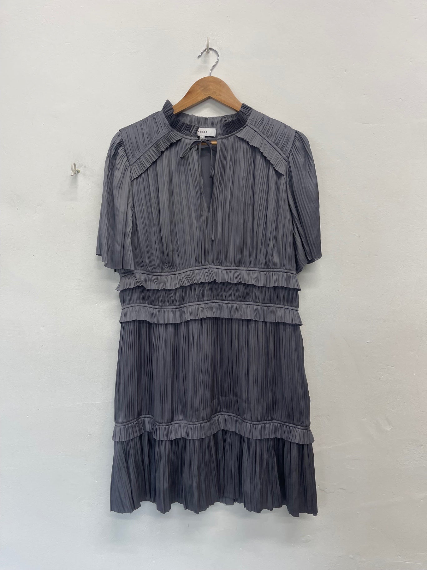 Fabulous REISS Lydia occasion party Dress UK 14 Grey NK596