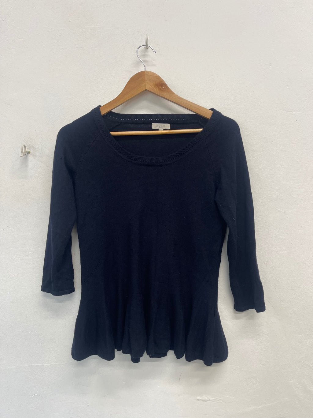 Fabulous HOBBS peplum knit wool blend soft Sweater Uk14 Navy NK596